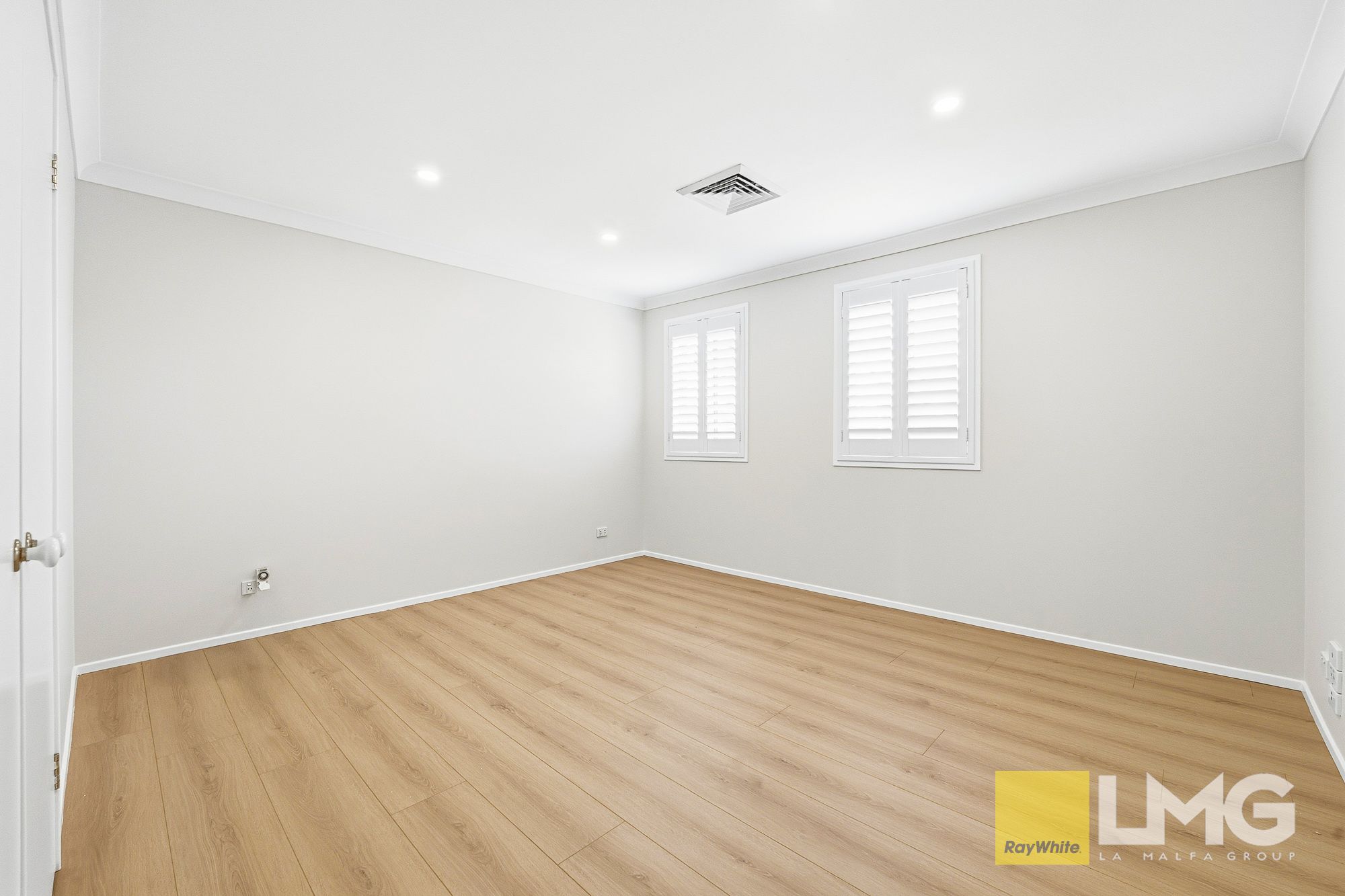 51 Woodburn Road — photo 10 of 30