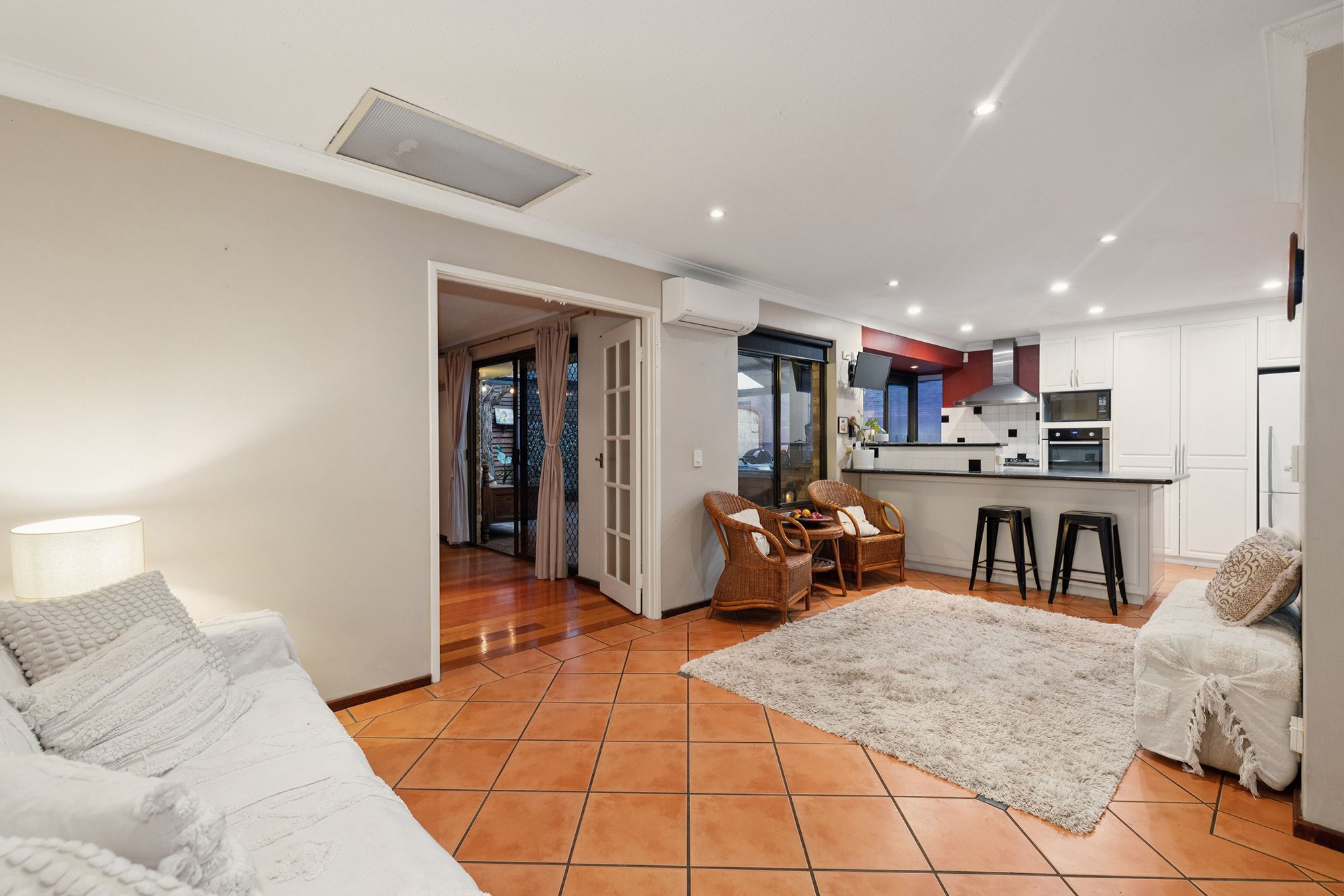 4 Bromley Place — photo 8 of 30