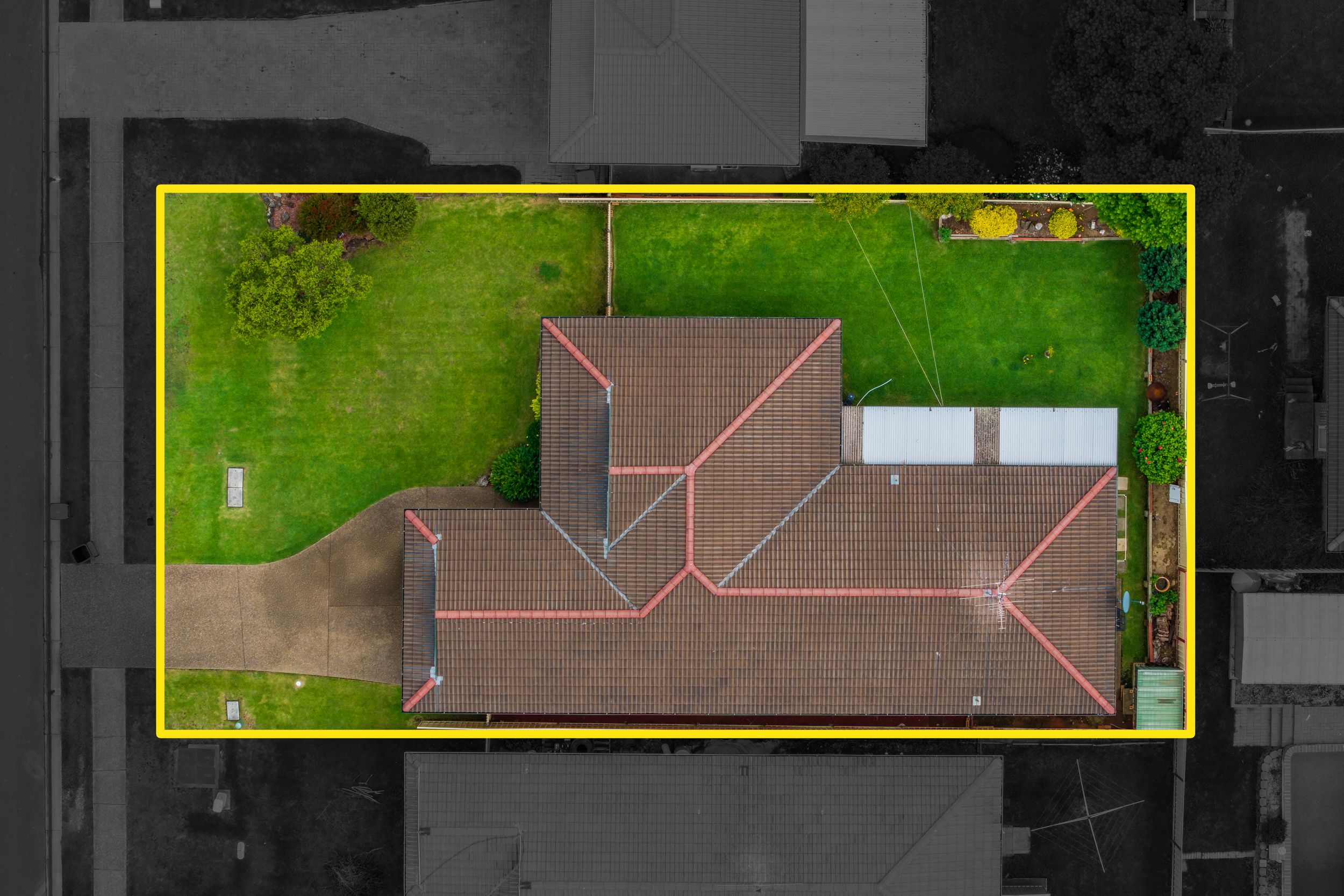 21 The Lakes Drive, Glenmore Park, NSW