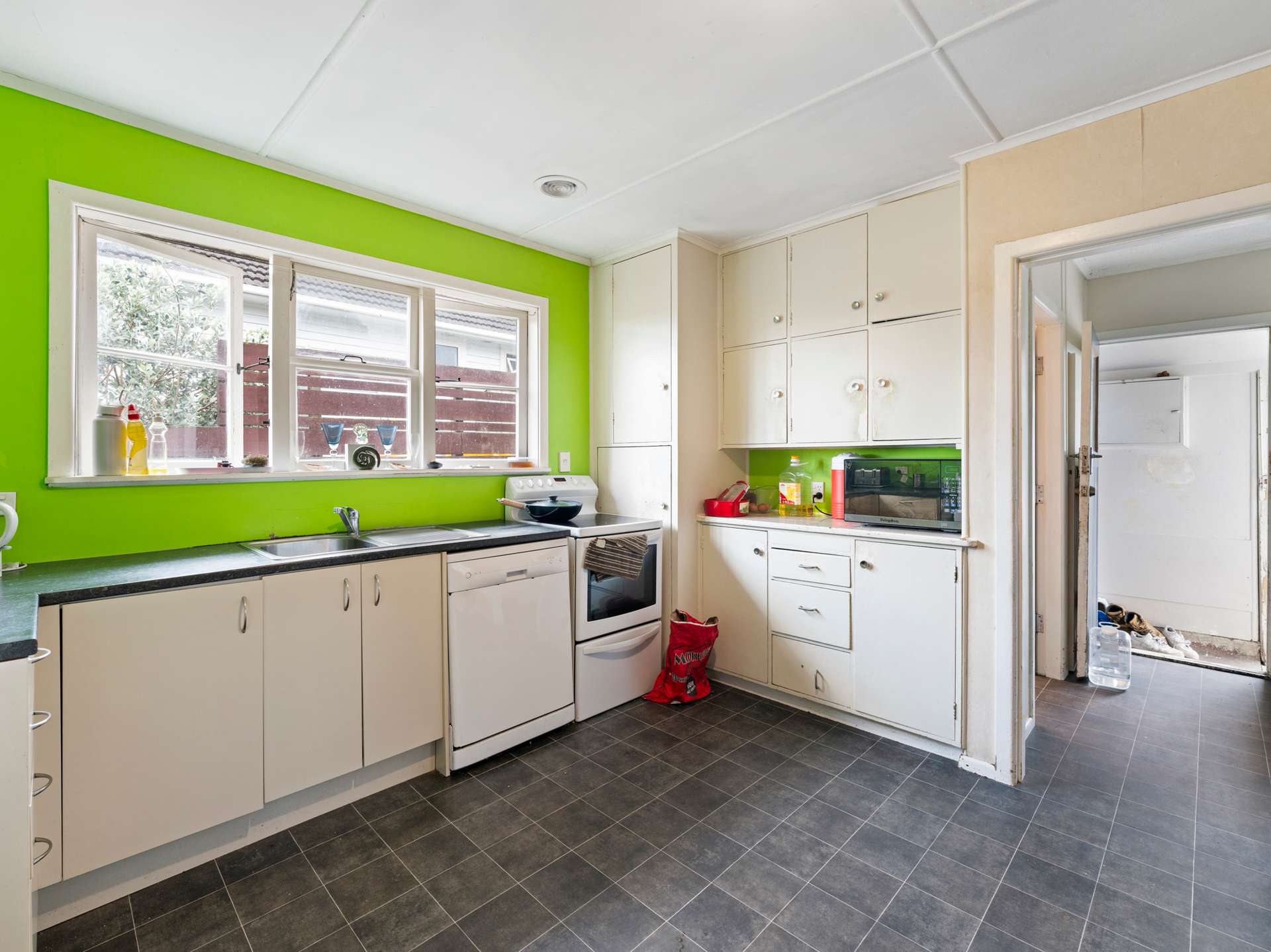 82 Coxhead Road photo 4