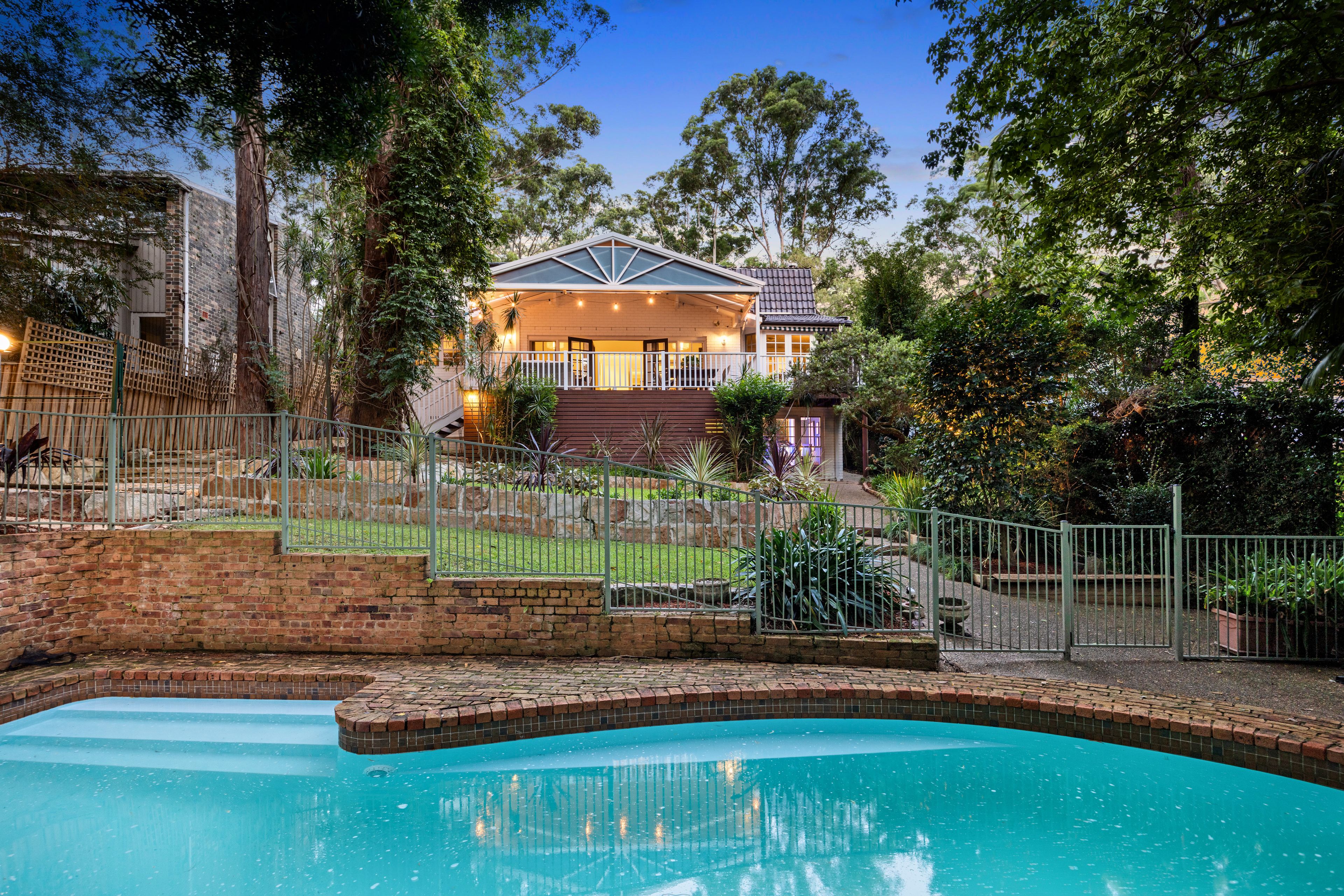 46 Alvona Avenue, St Ives, NSW 2075