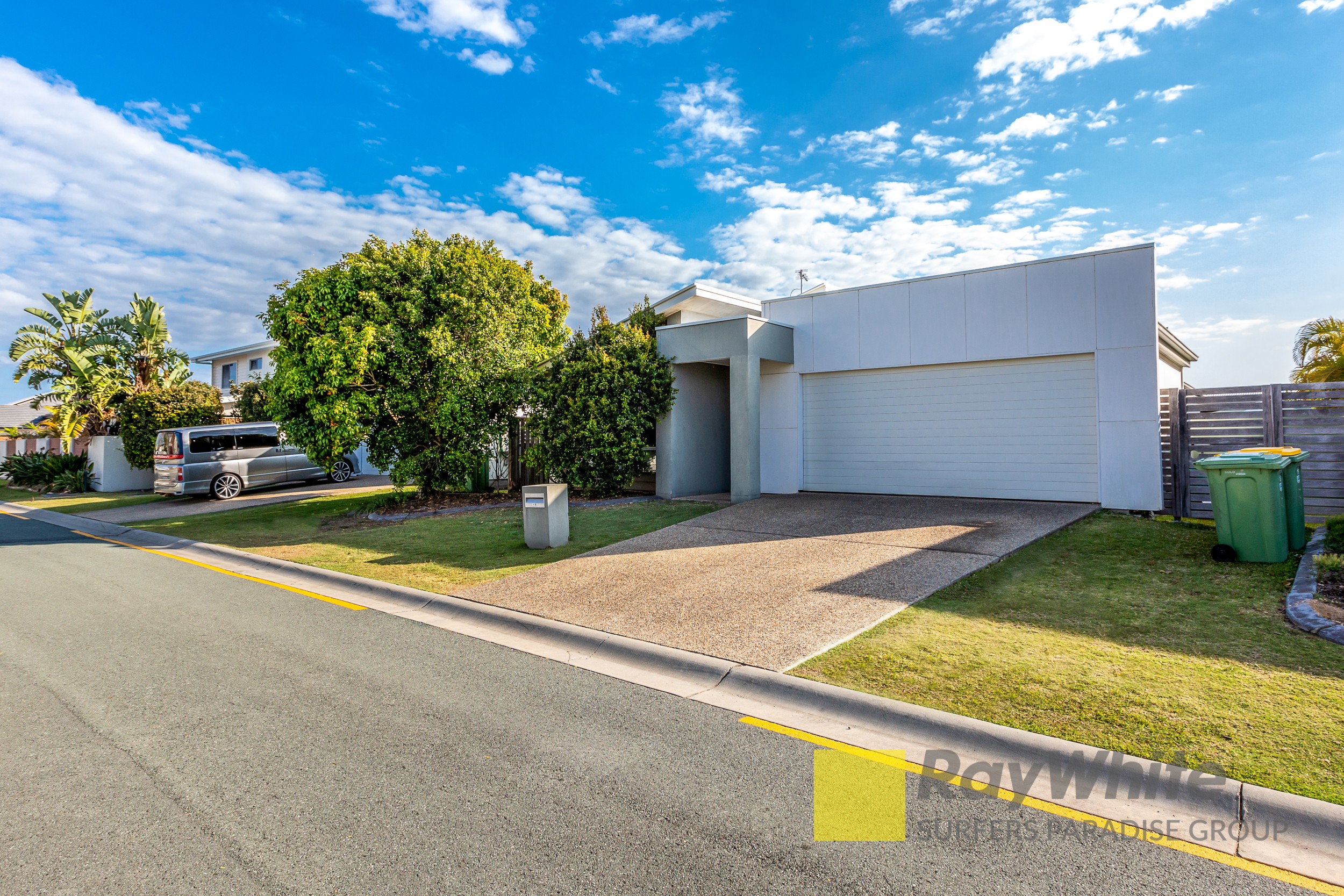 19 Mariner Avenue, Hope Island, QLD 4212