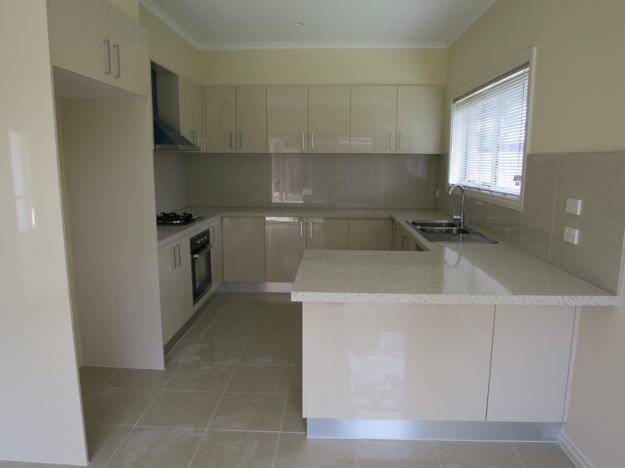 2/27 Sarton Road, Clayton, VIC 3168