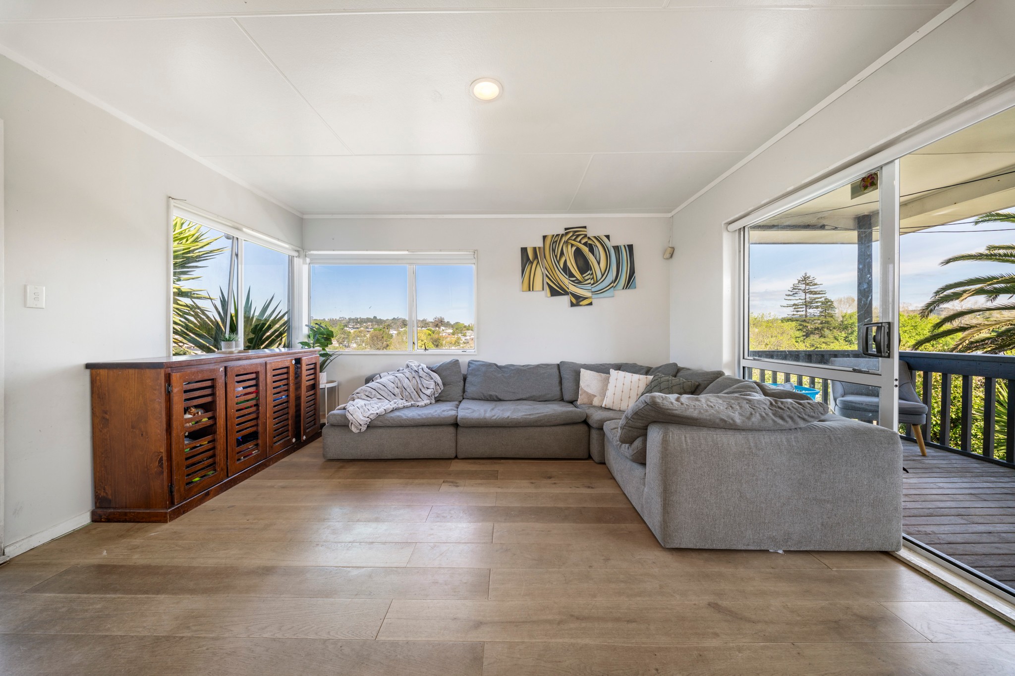 57 Chislehurst Street, Henderson, Waitakere City