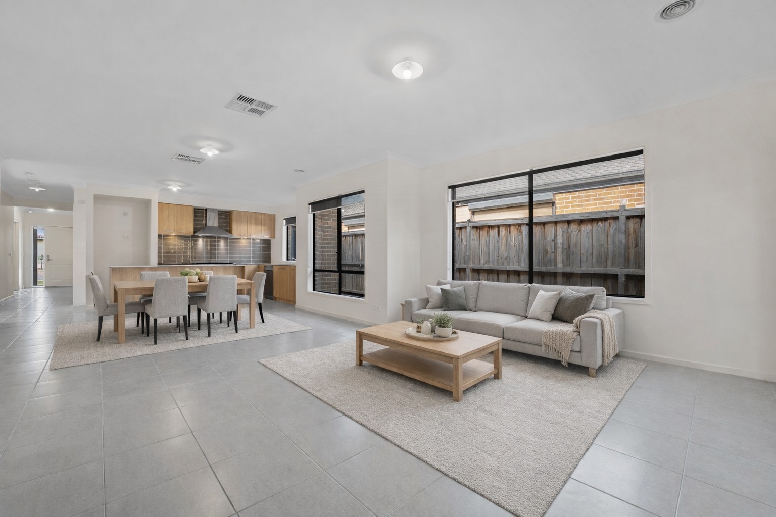 1 Mcclean Avenue, Clyde, VIC 3978