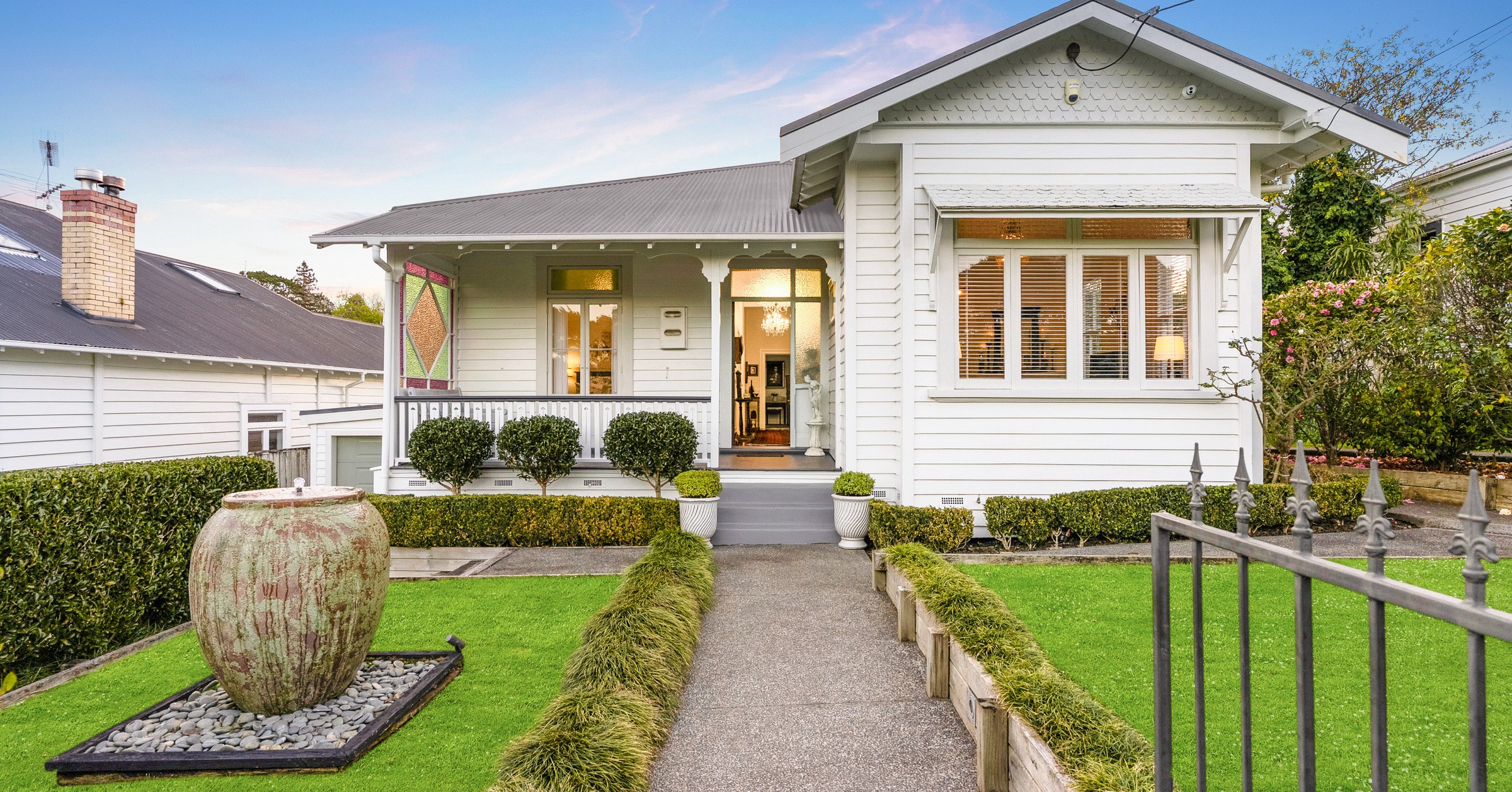 59 Ray Roud 59 Huka Road, Birkenhead, North Shore City 0626 - Sold House - Ray ...