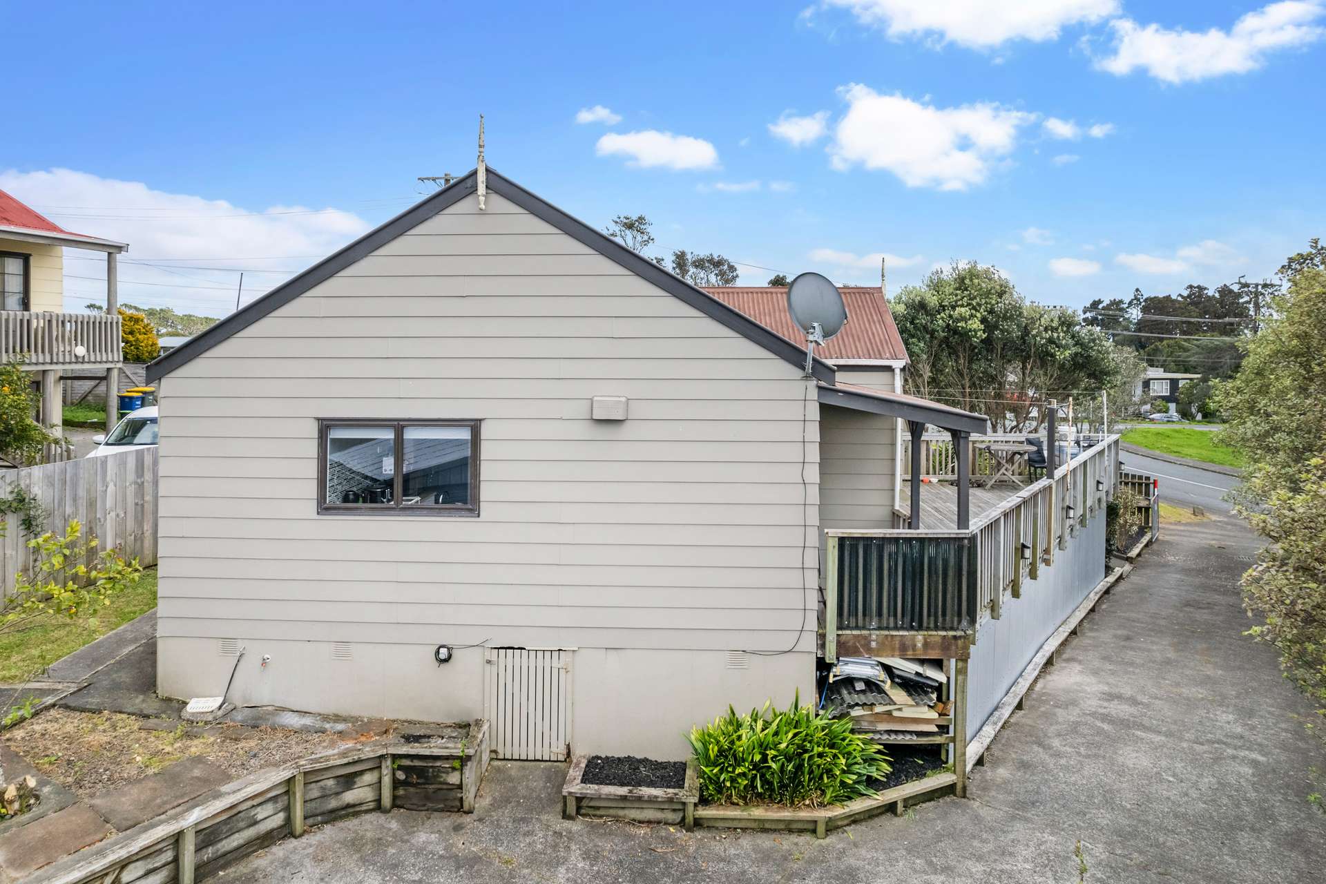 465 Don Buck Road photo 3