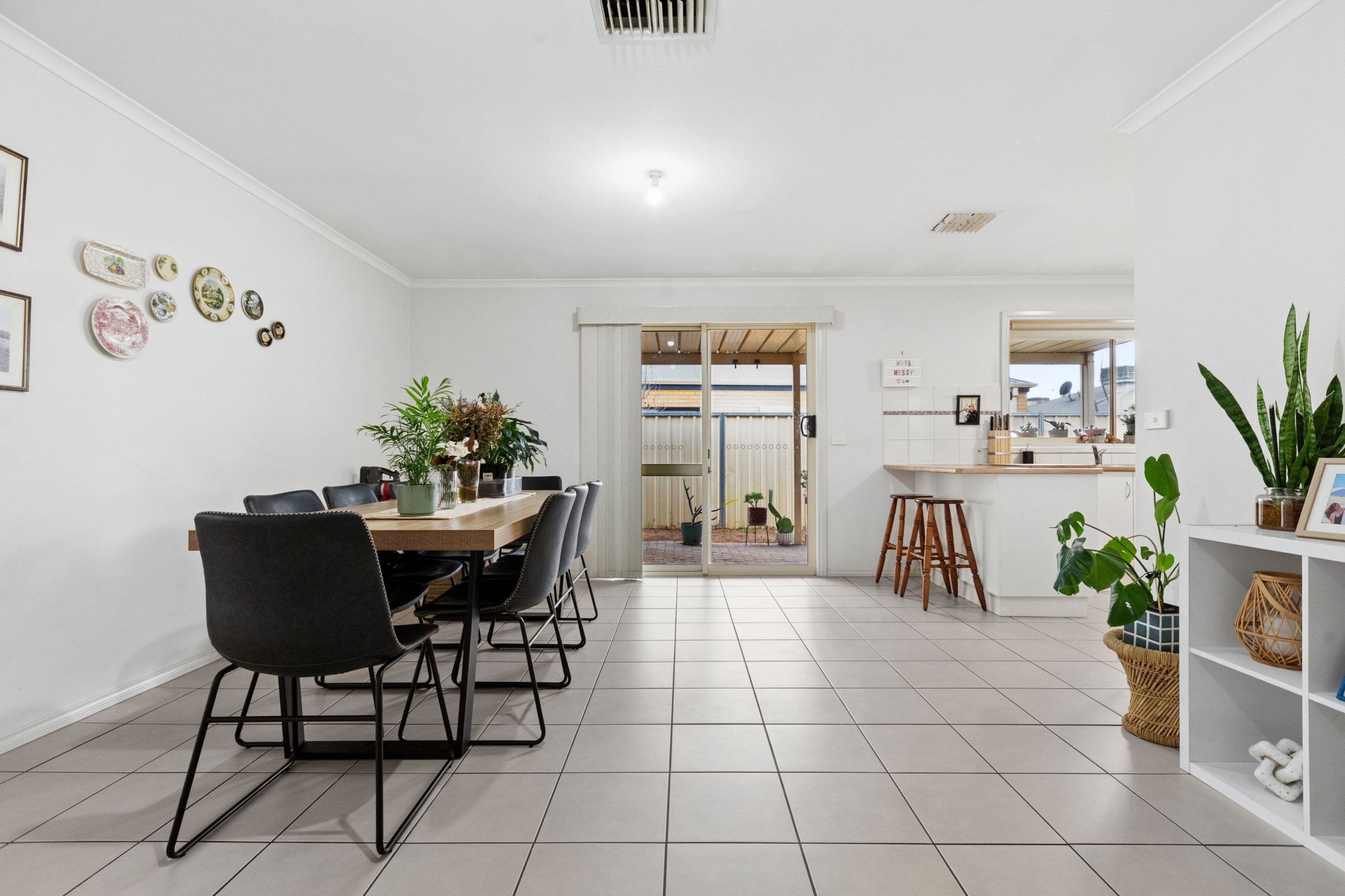 14 Belle Gardens Drive — photo 8 of 17