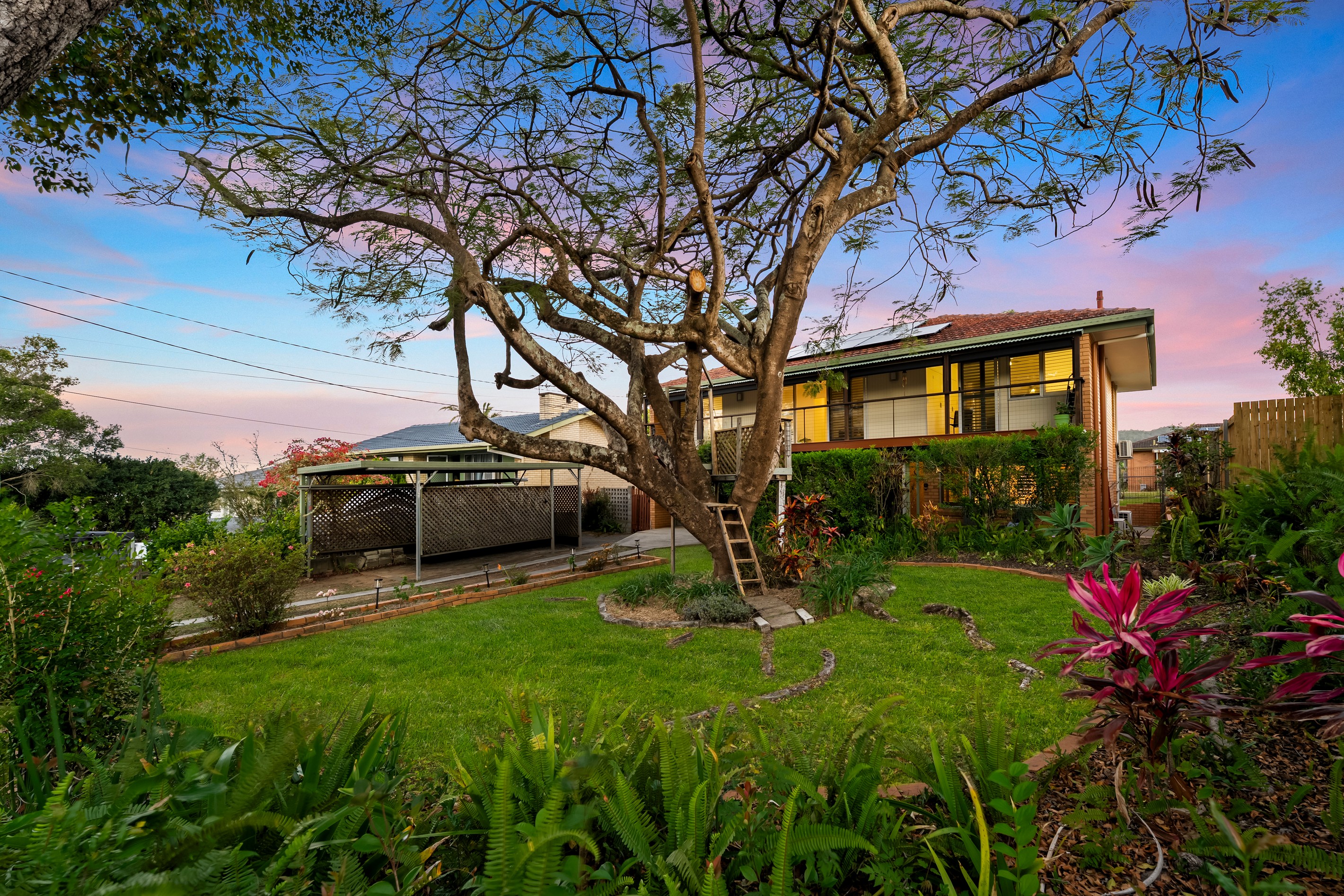 31 Illuta Avenue, Ferny Hills, QLD 4055