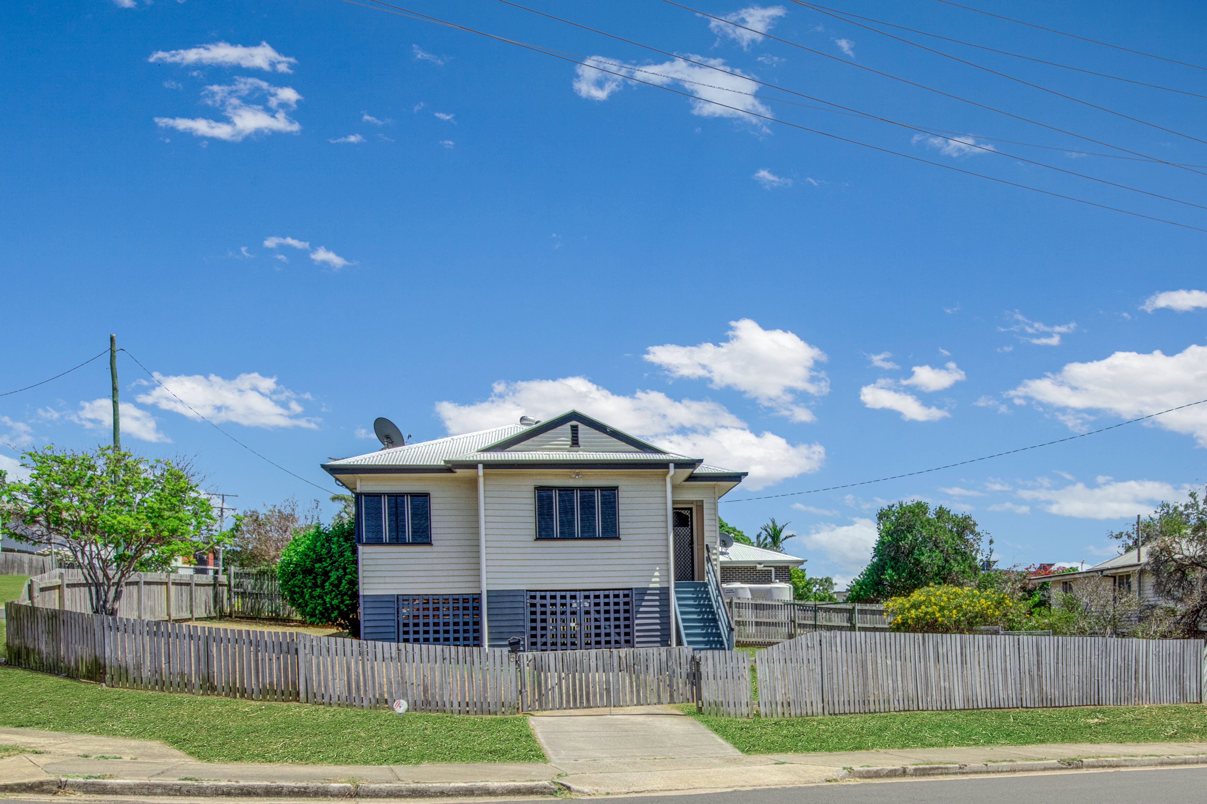 5 Railway Street, West Gladstone QLD 4680