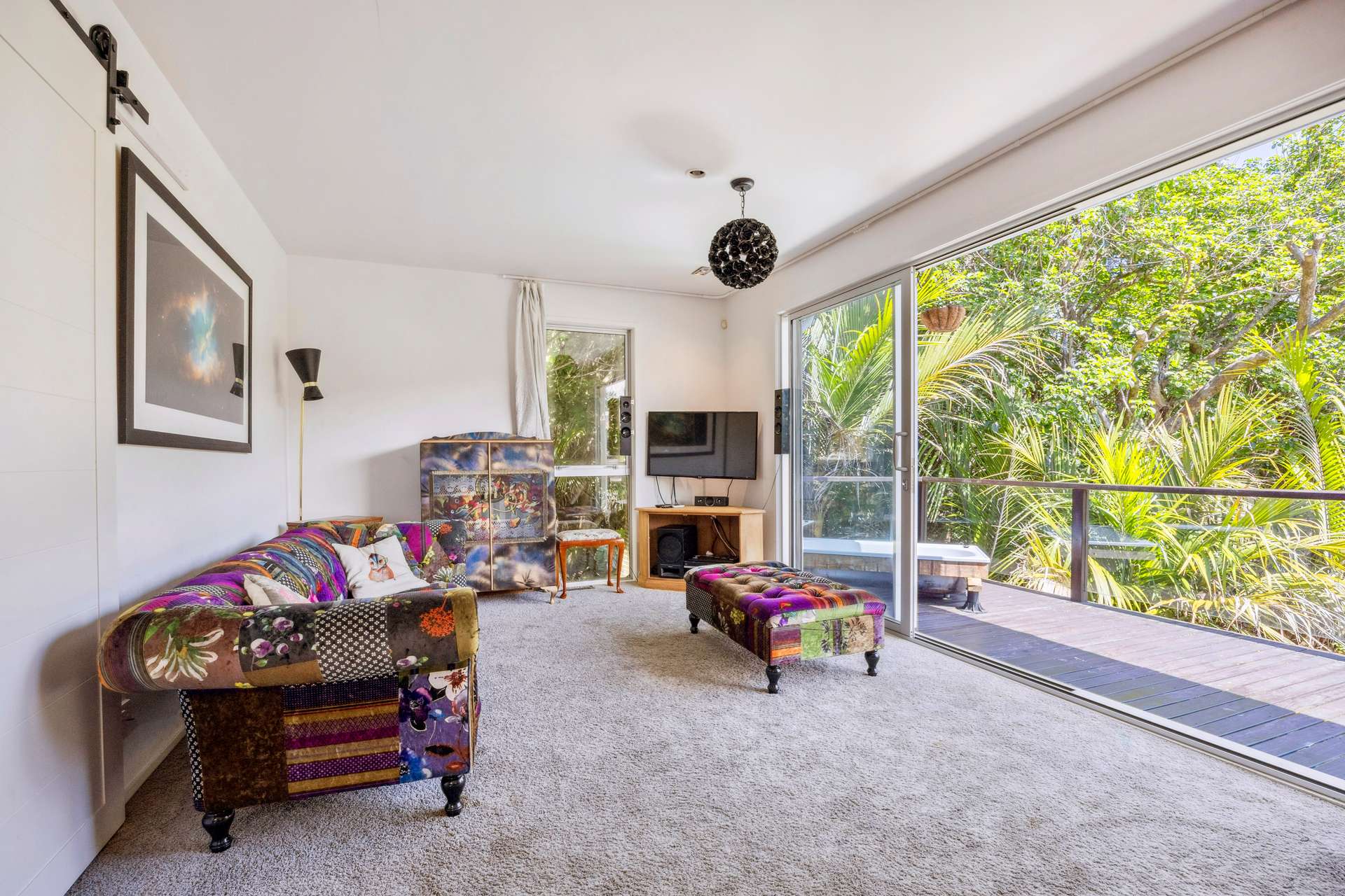 609 South Titirangi Road photo 6