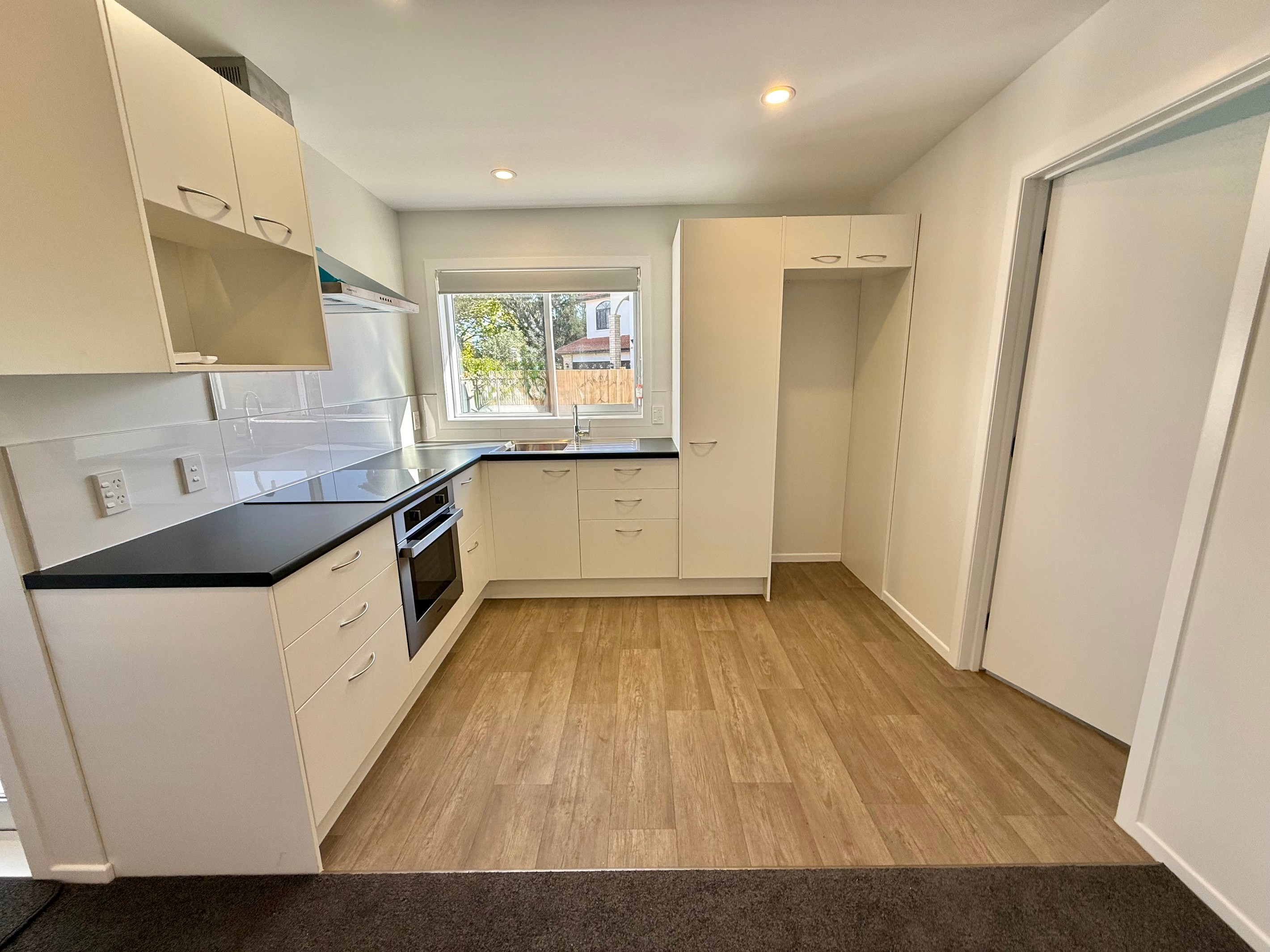 1/116 Kolmar Road, Papatoetoe, Manukau City