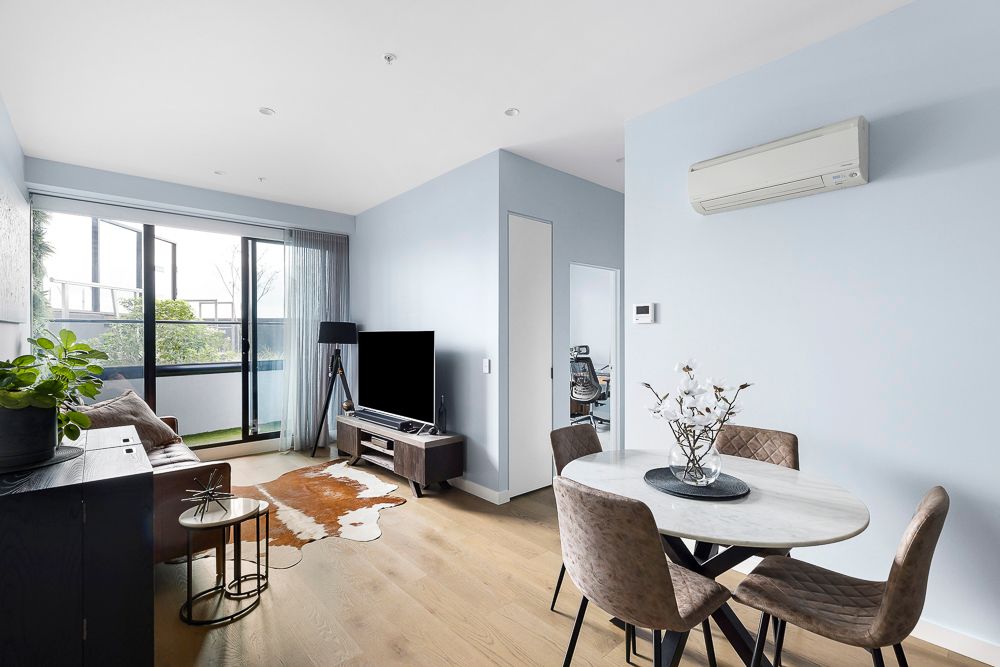 410/443 Upper Heidelberg Road — photo from Ray White Reservoir