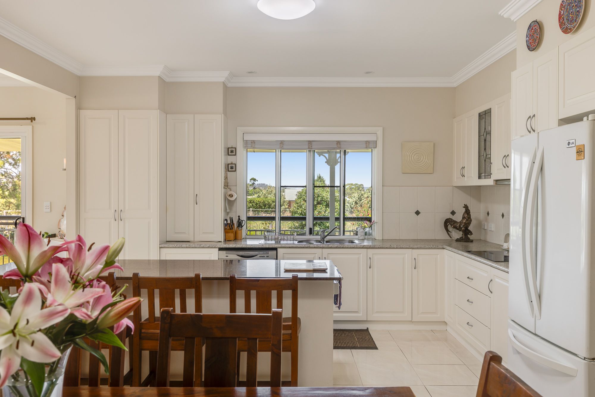 "Haystack Ridge" 139 Umbiram Road — photo 14 of 30