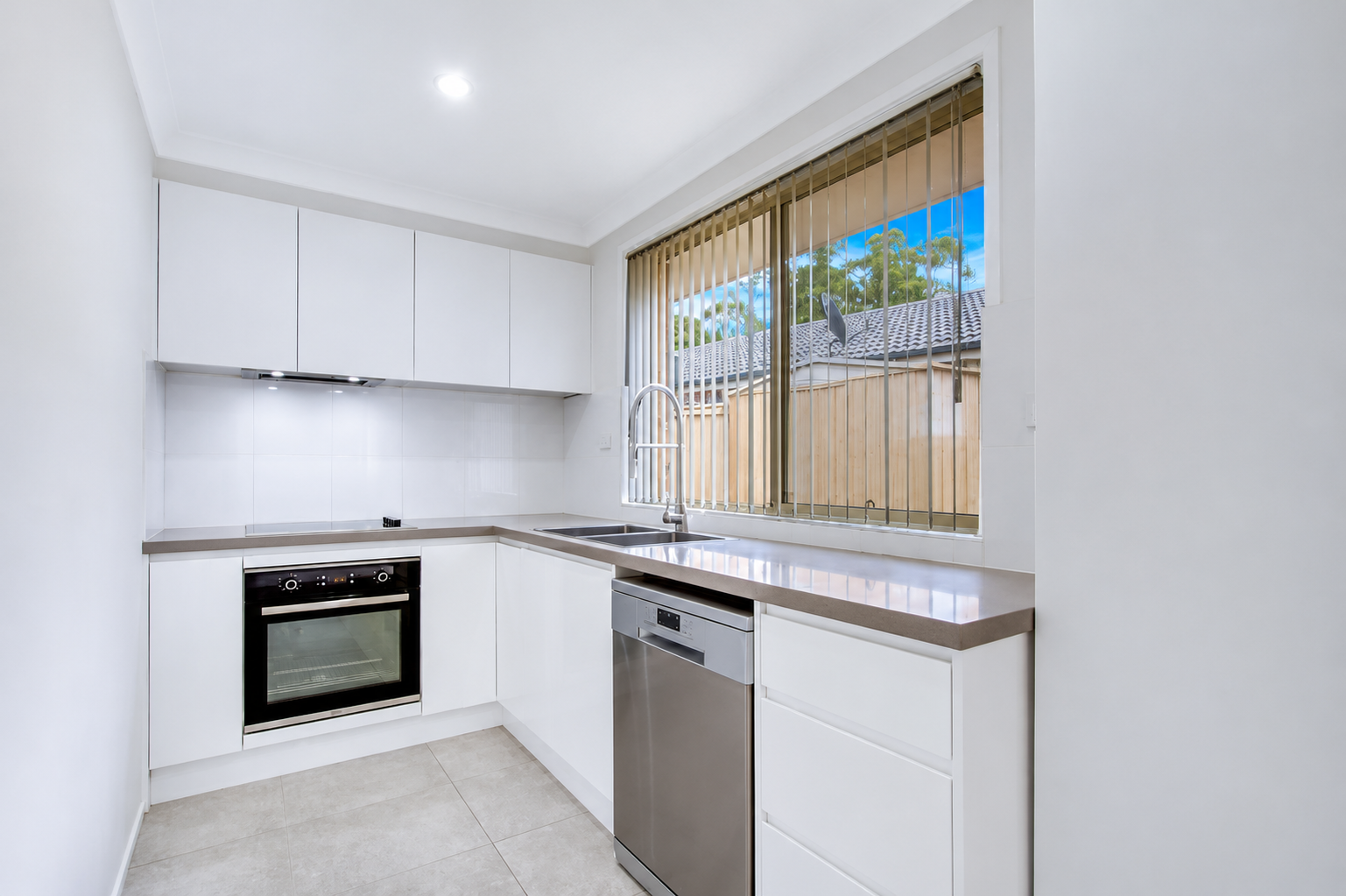 26 a Cockatoo Road — photo 2 of 3
