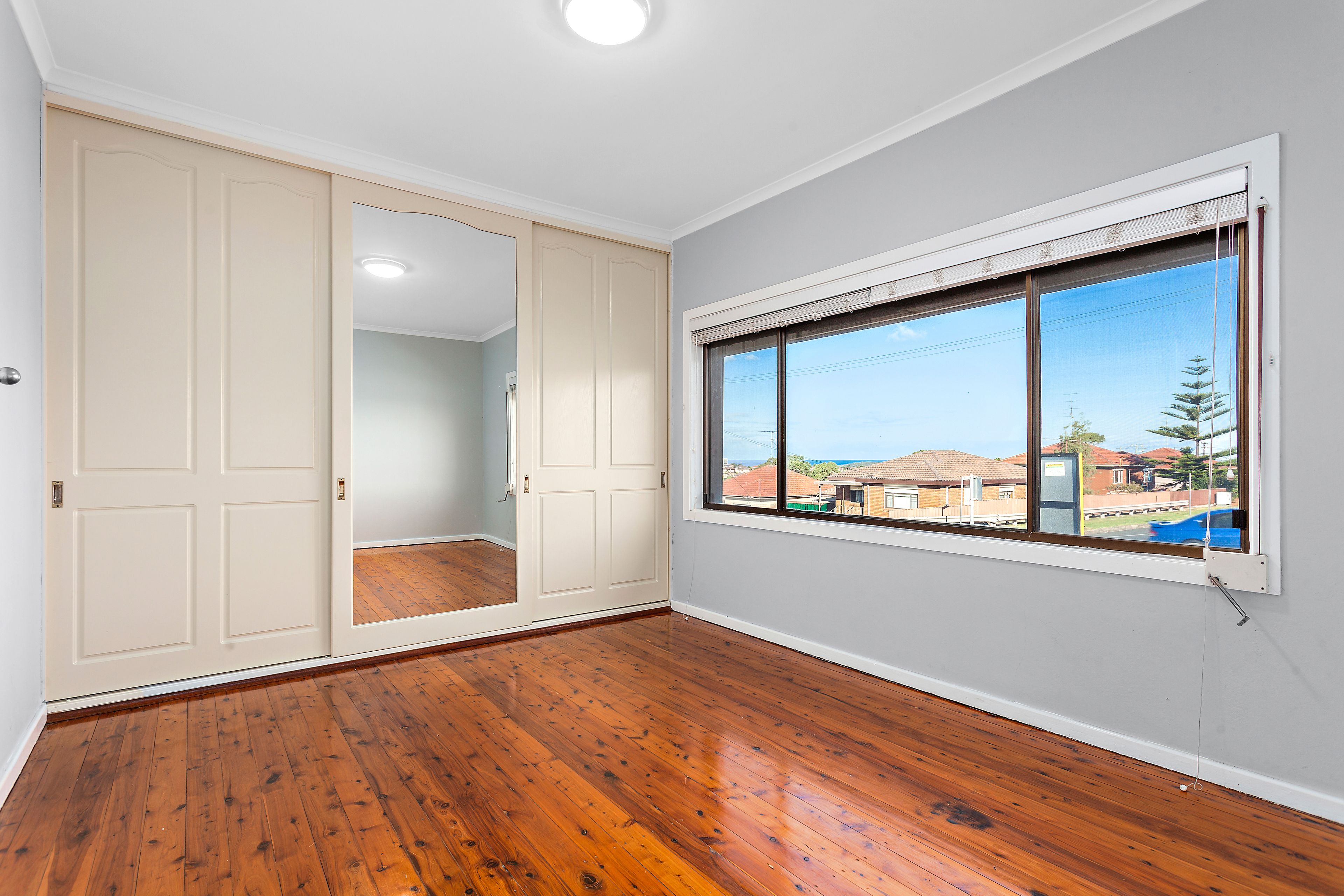192 Flagstaff Road, Lake Heights, NSW 2502