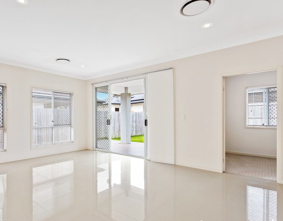 63 Lytham Circuit, North Lakes, QLD 4509