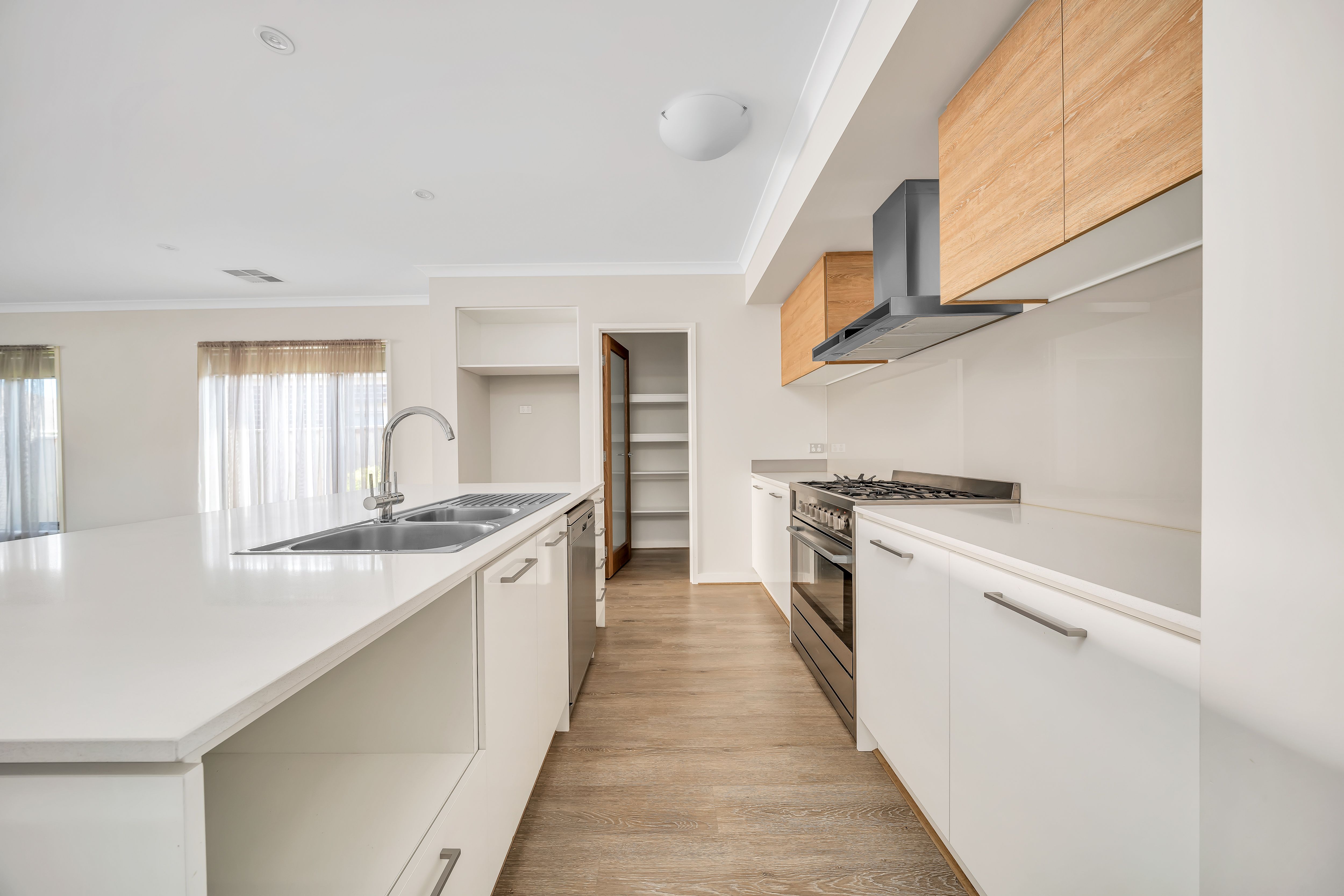 23 Blundy Boulevard, Clyde North, VIC 3978