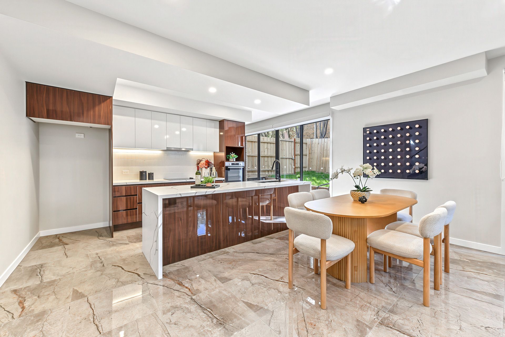 1& 2/397 Waverley Road — photo 4 of 19