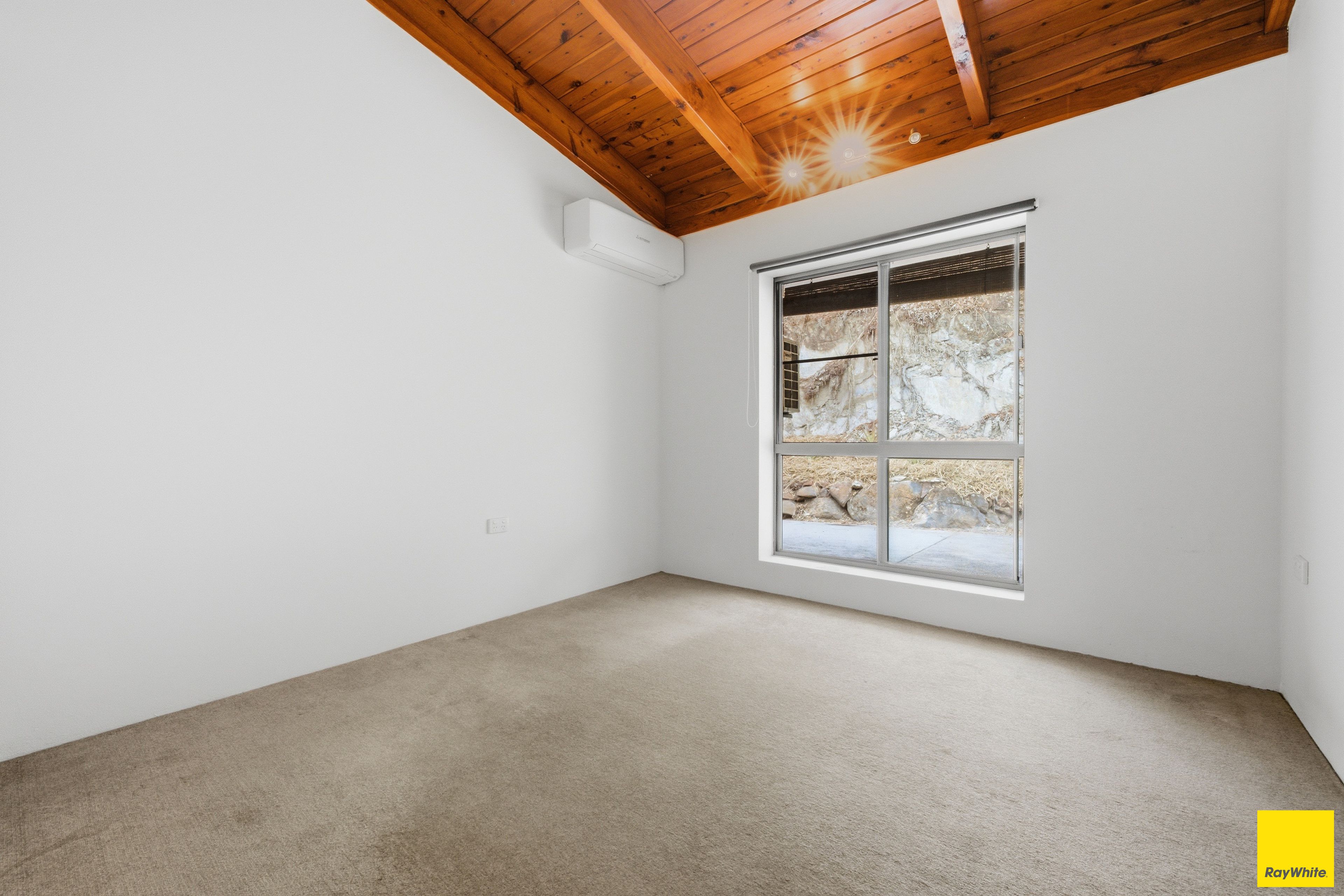 52 Forest Close — photo 19 of 30