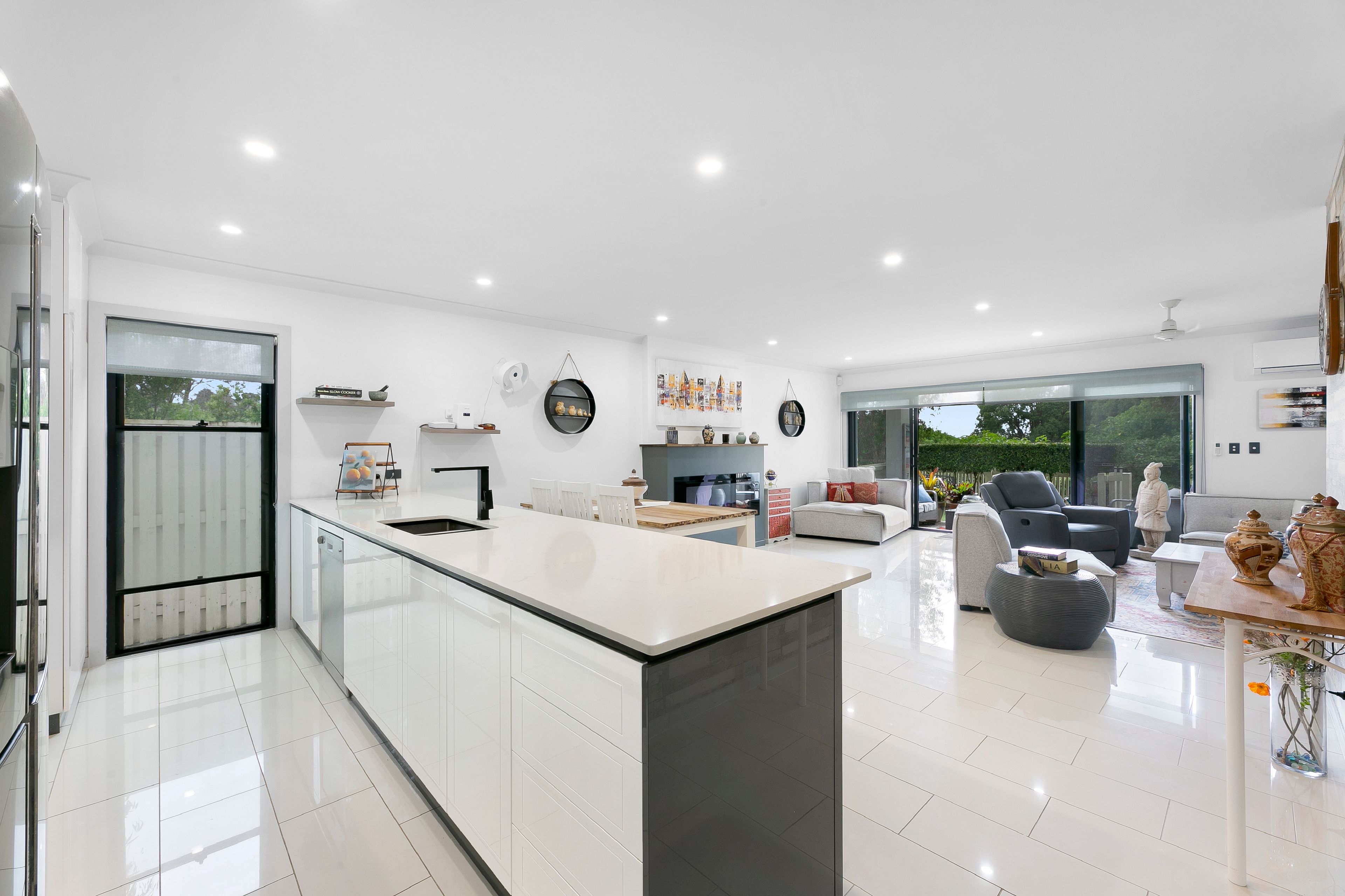146 North Hill Drive, Robina, QLD 4226