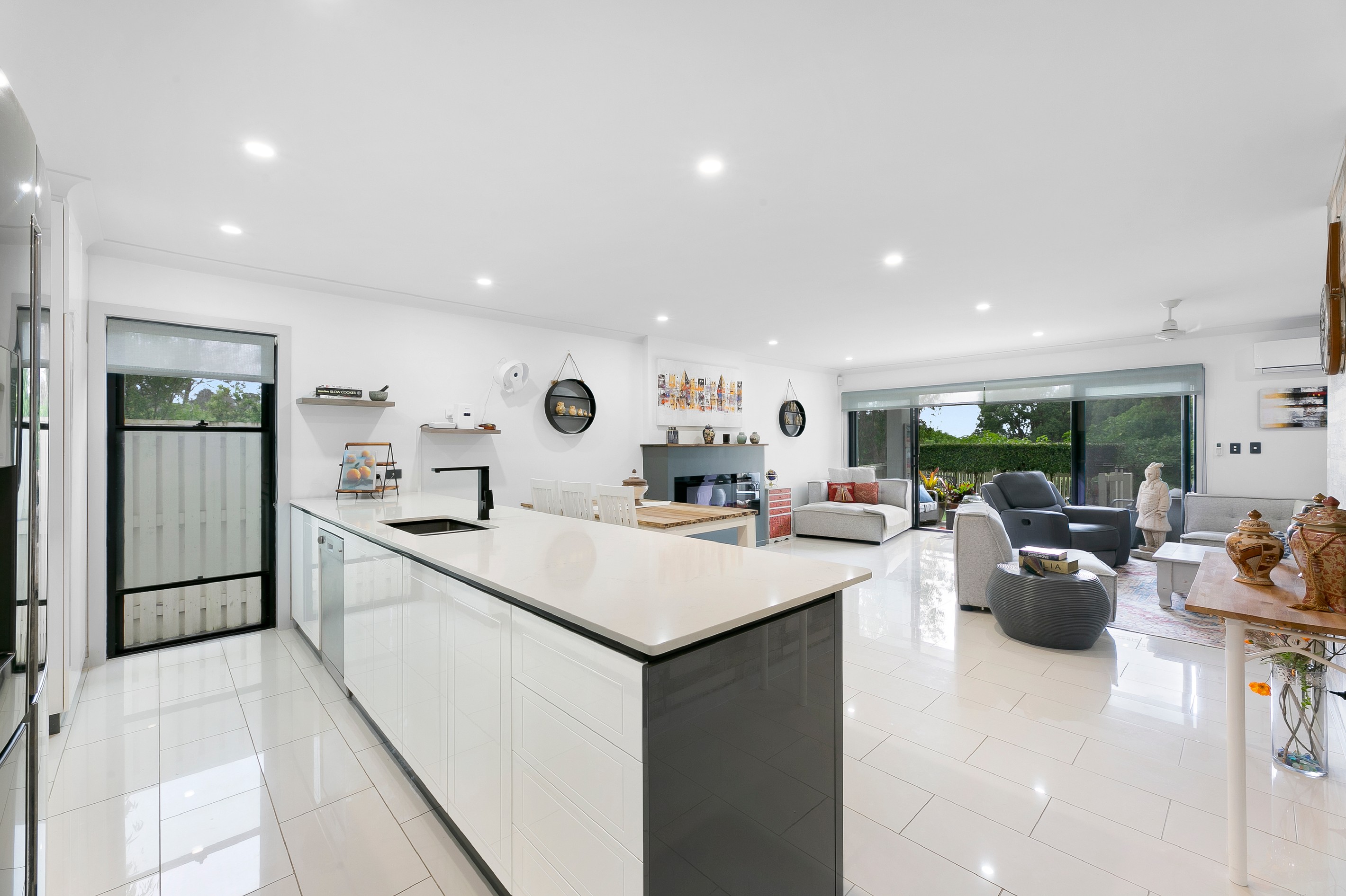146 North Hill Drive, Robina, QLD 4226