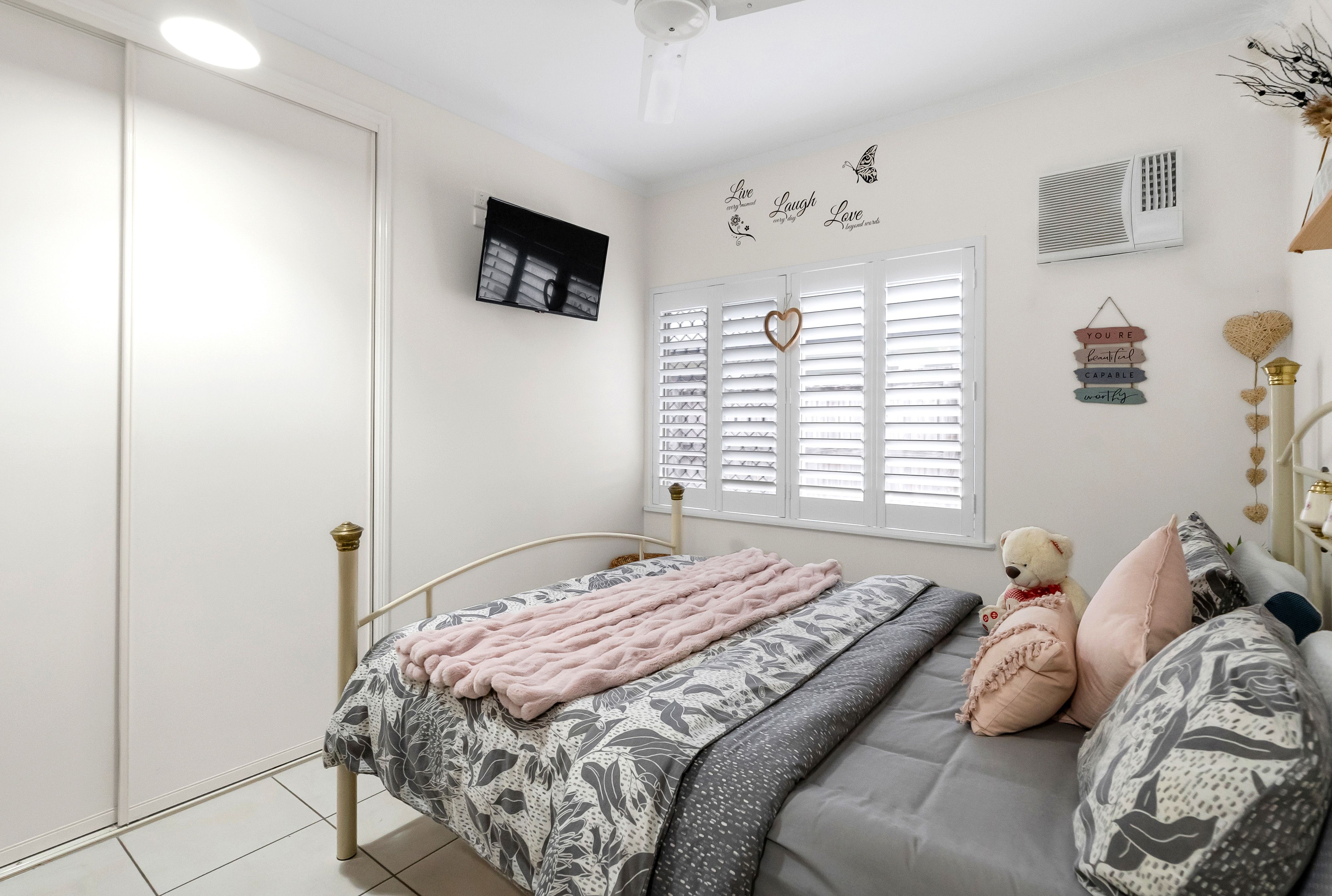 4 Woodlock Drive — photo 18 of 19