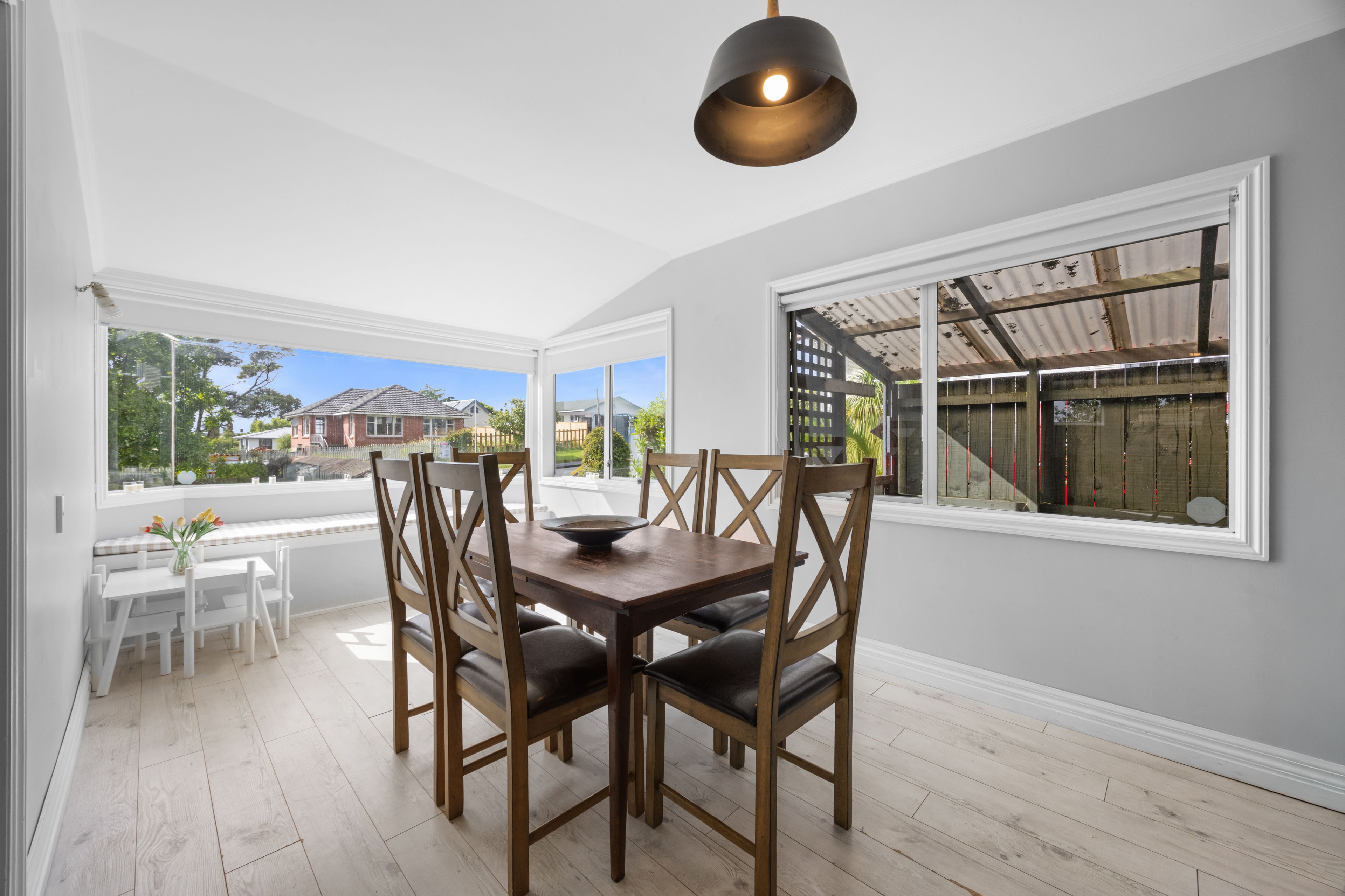 32 Taioma Crescent, Te Atatu Peninsula, Waitakere City