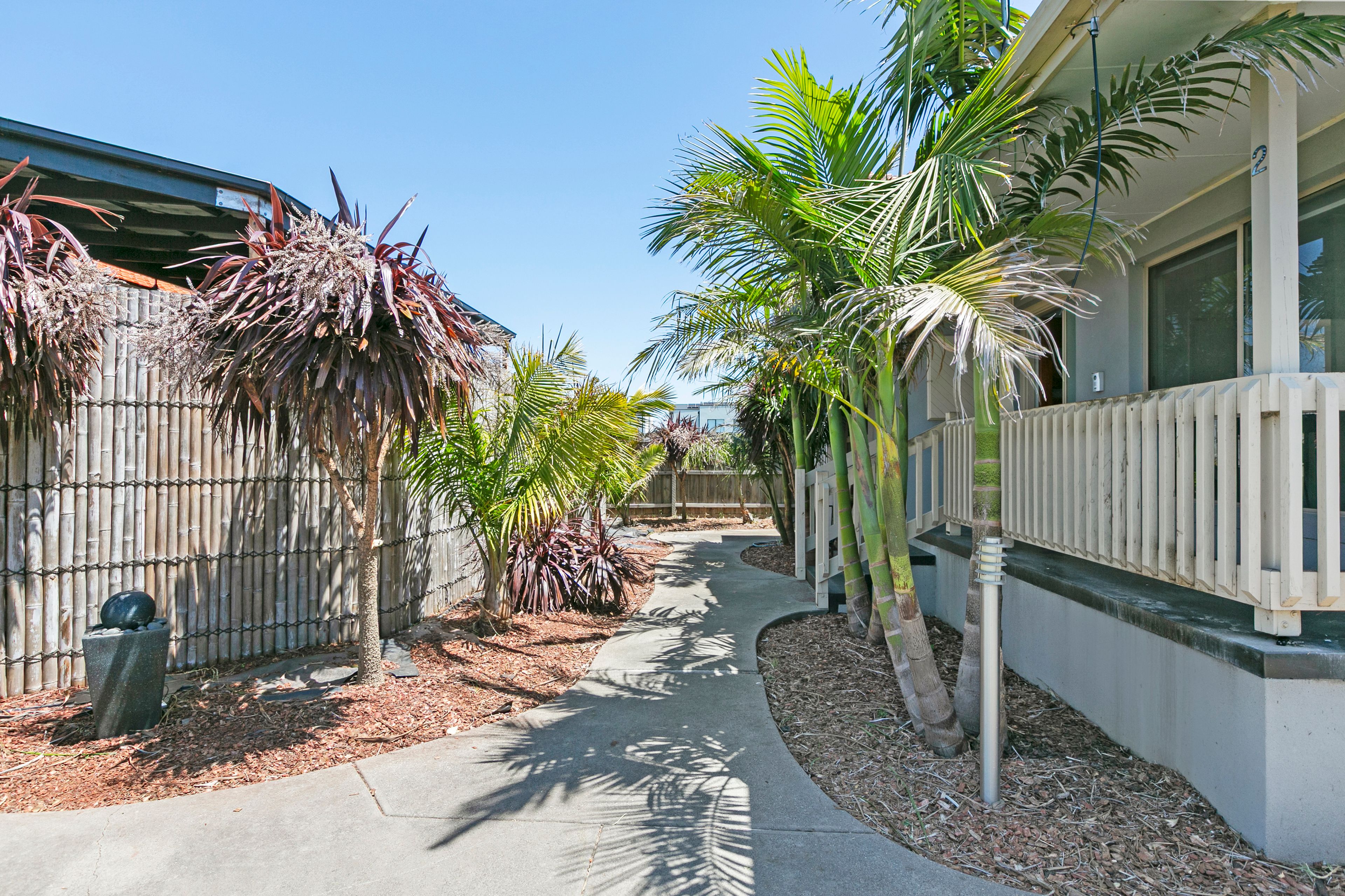 2/22 Dumbarton Street, Reservoir, VIC 3073