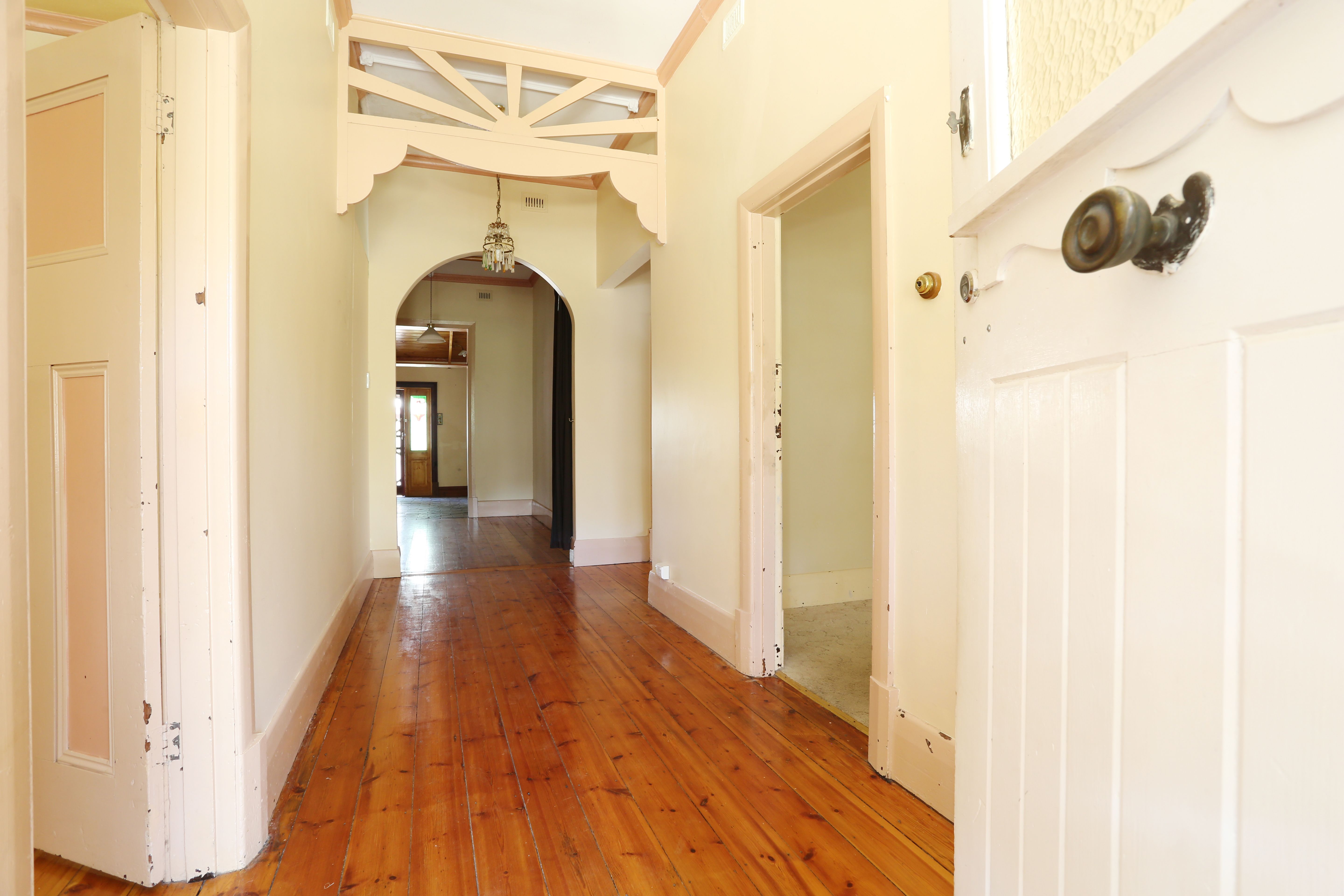 32 Jonathon Street, Clare, SA 5453