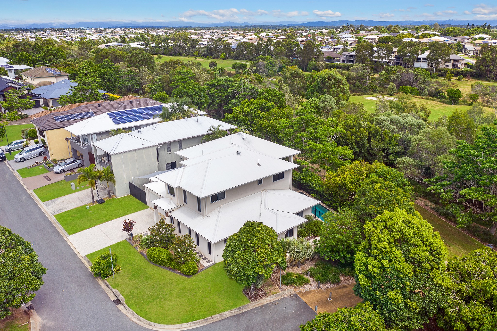 27 Riley Court, North Lakes, QLD 4509