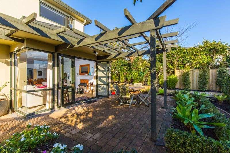 2/44 Fancourt Street, Meadowbank, Auckland City