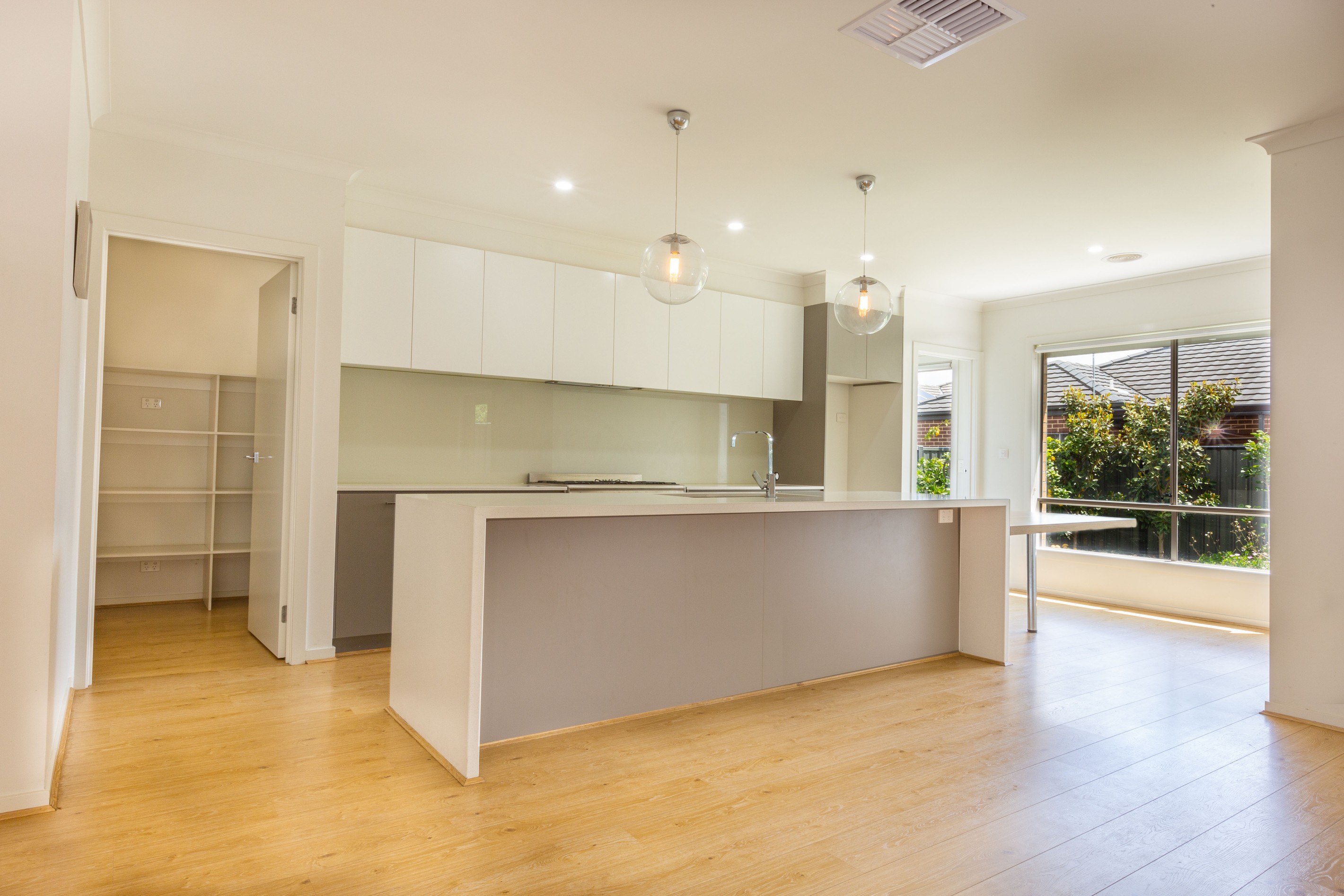 6 Gawler Way, Clyde North, VIC 3978