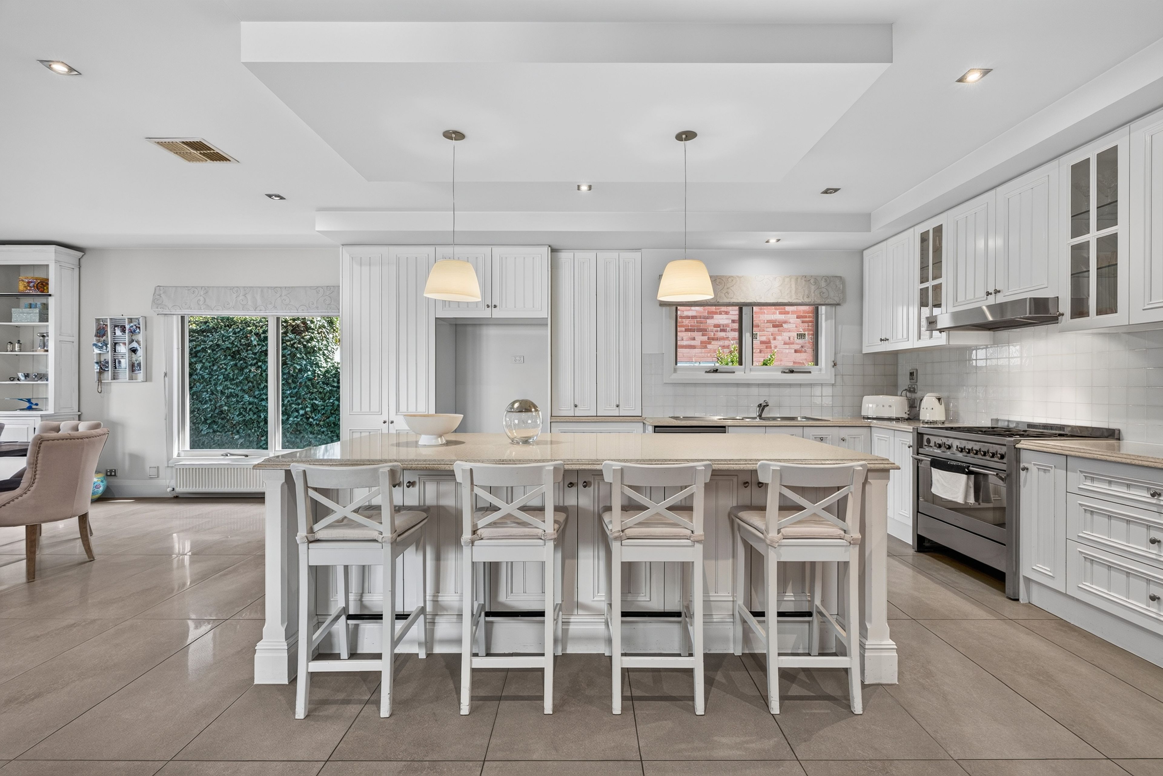 204 Kilby Road — photo 4 of 9