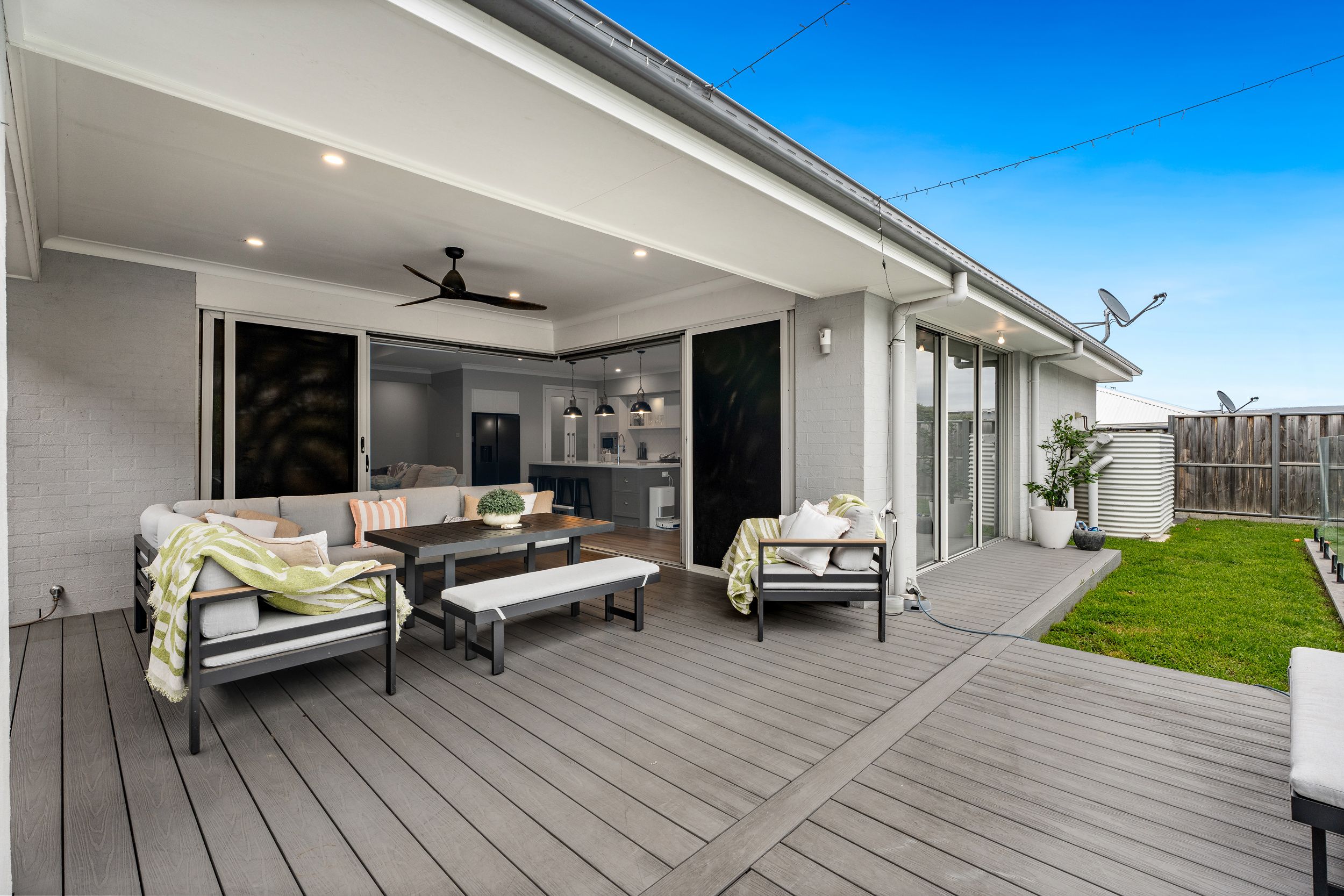 51 James Riley Drive, Glenmore Park, NSW