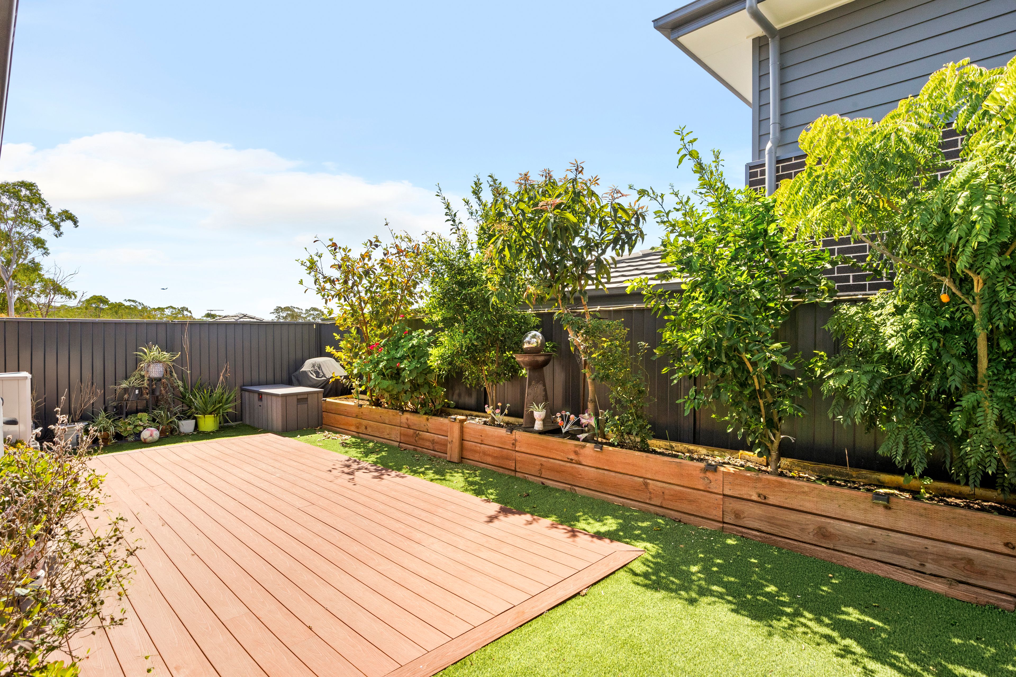 Modern, Sun Drenched Single Level Home in Quiet Family Friendly Pocket! — photo 11 of 15