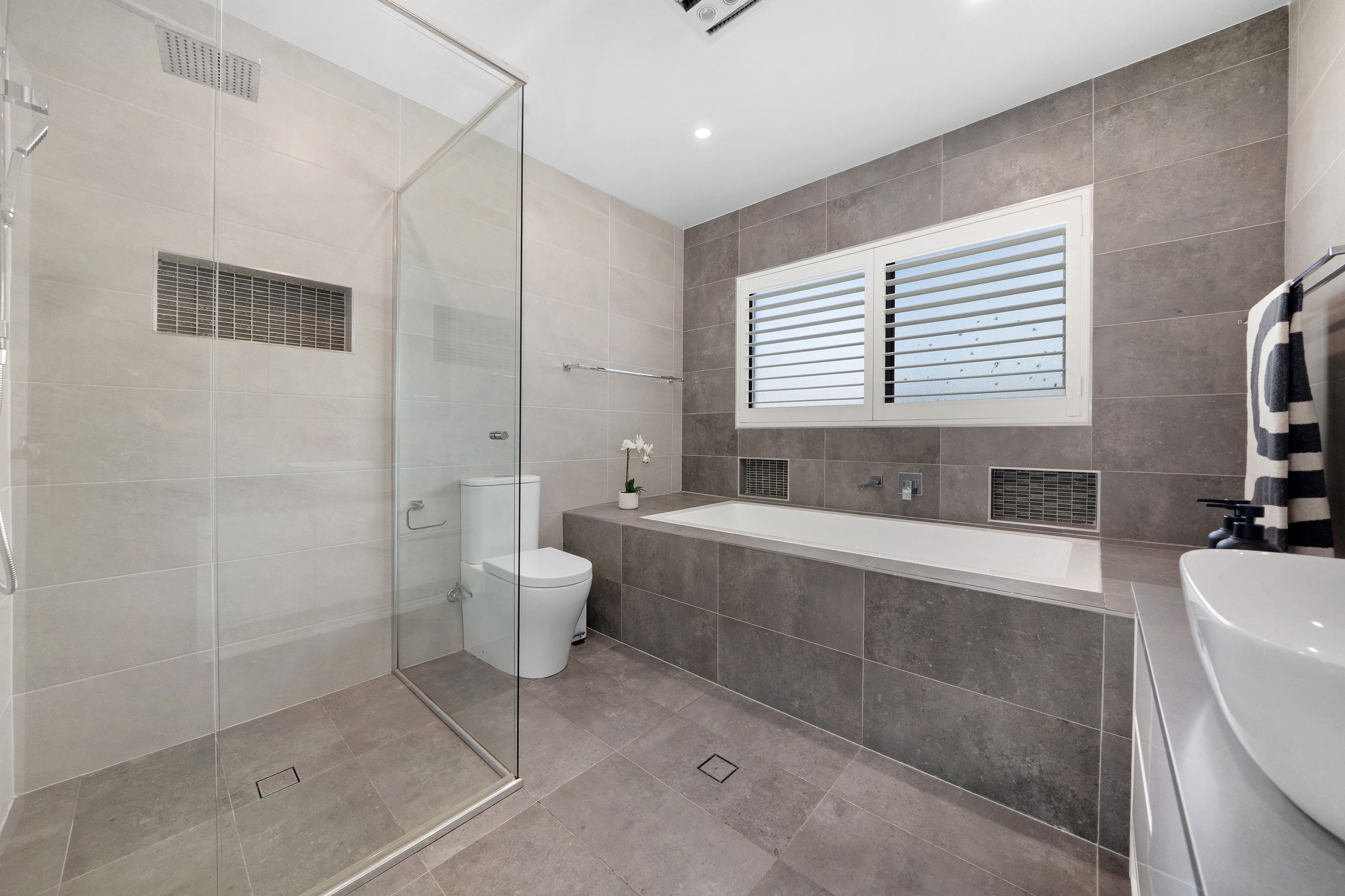 21 Emmaus Road — photo 16 of 27