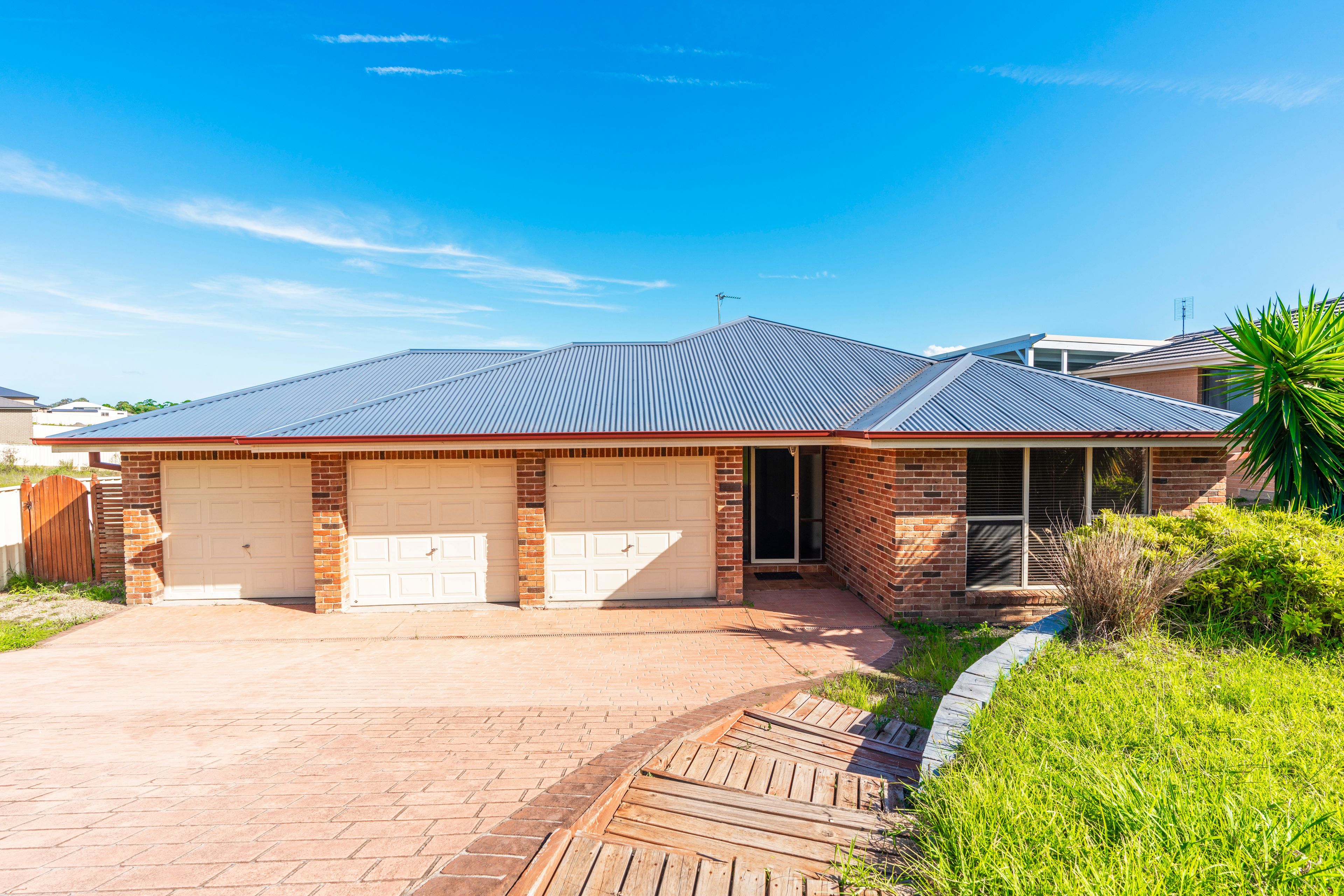 44 Warrigal Street
