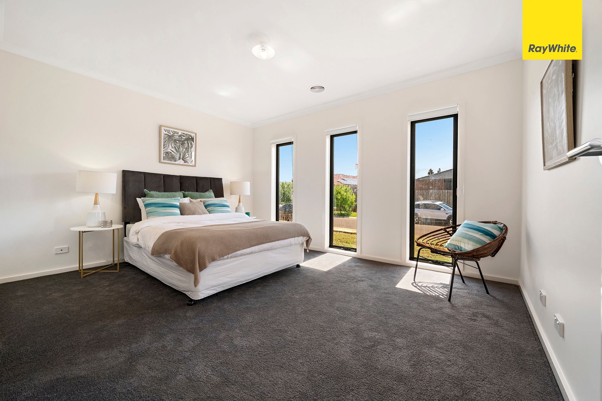 15 Clement Way, Melton South, VIC 3338