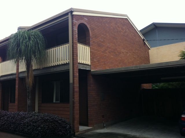 19 Clifton Street, Booval QLD 4304