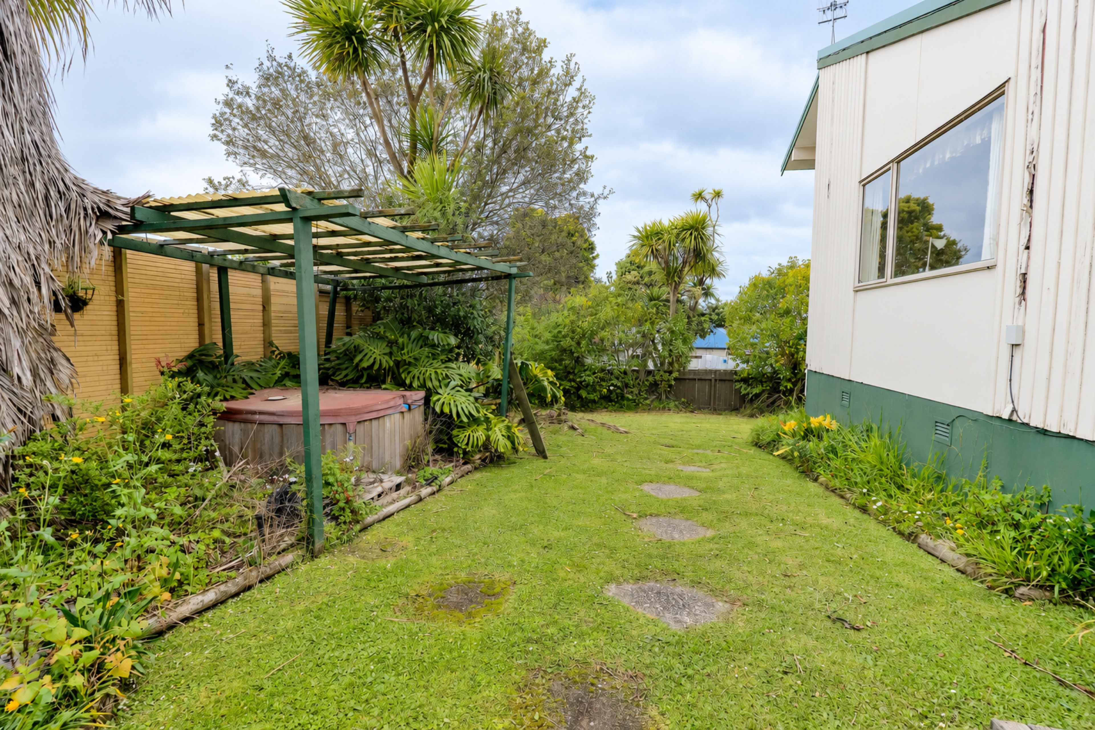 2/112 Sycamore Drive, Sunnynook, North Shore City