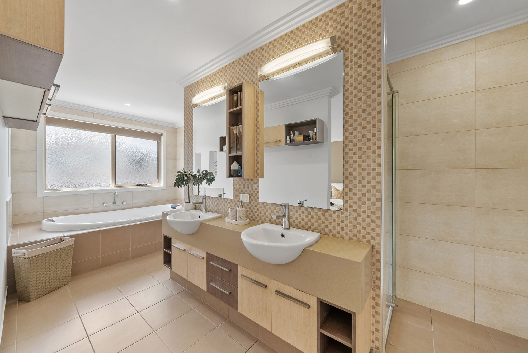 6 Lauradan Avenue — photo 19 of 30