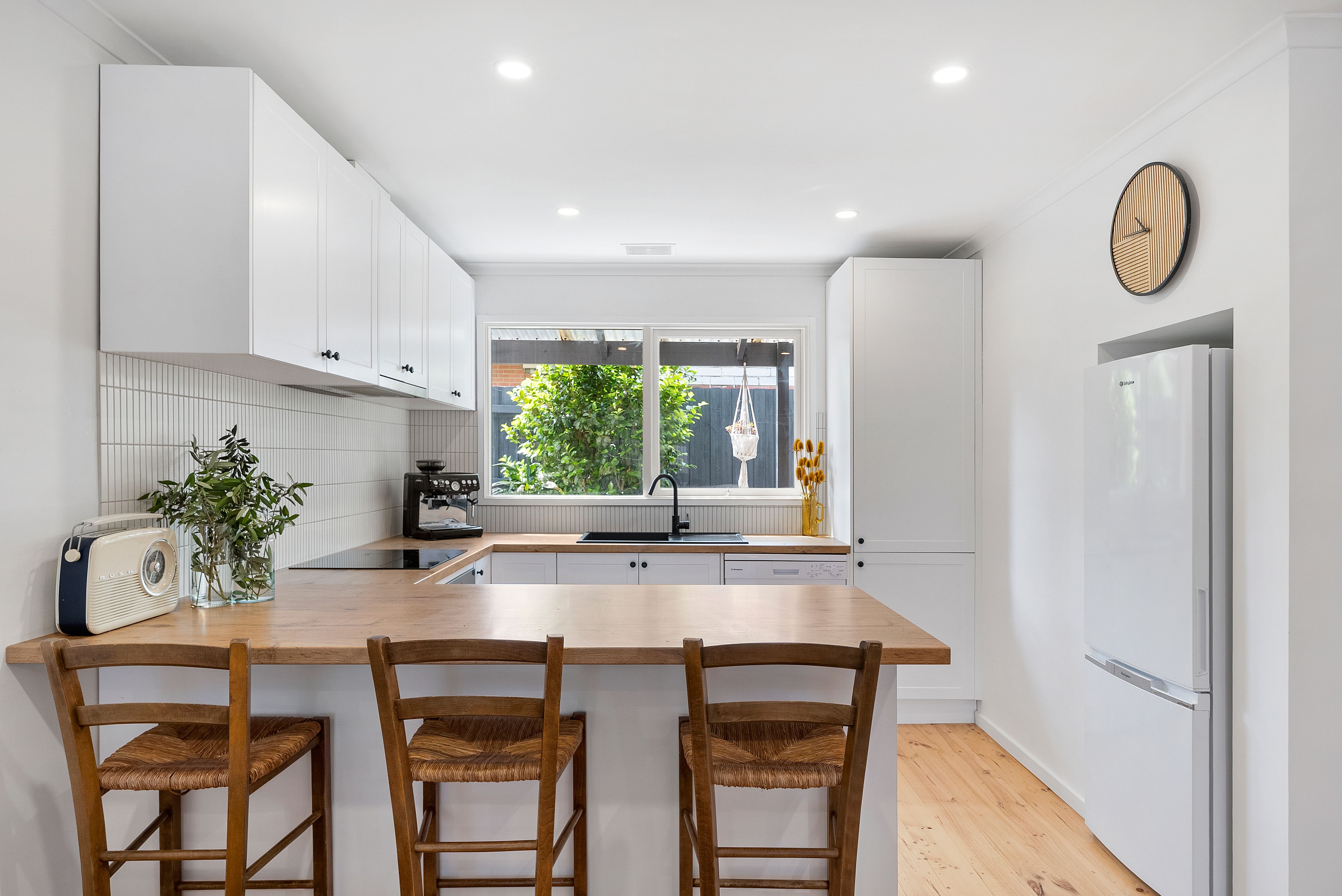 4/10 Veronica Street — photo 7 of 18