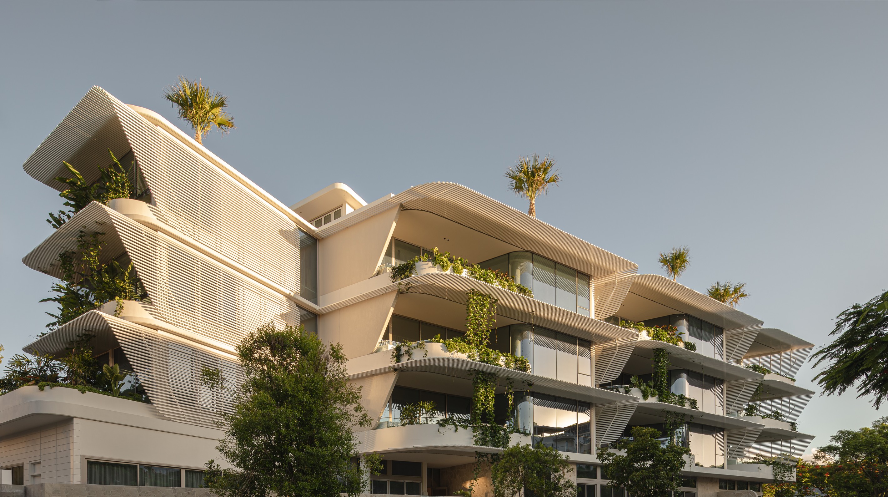 201/121 Oxlade Drive, New Farm, QLD 4005