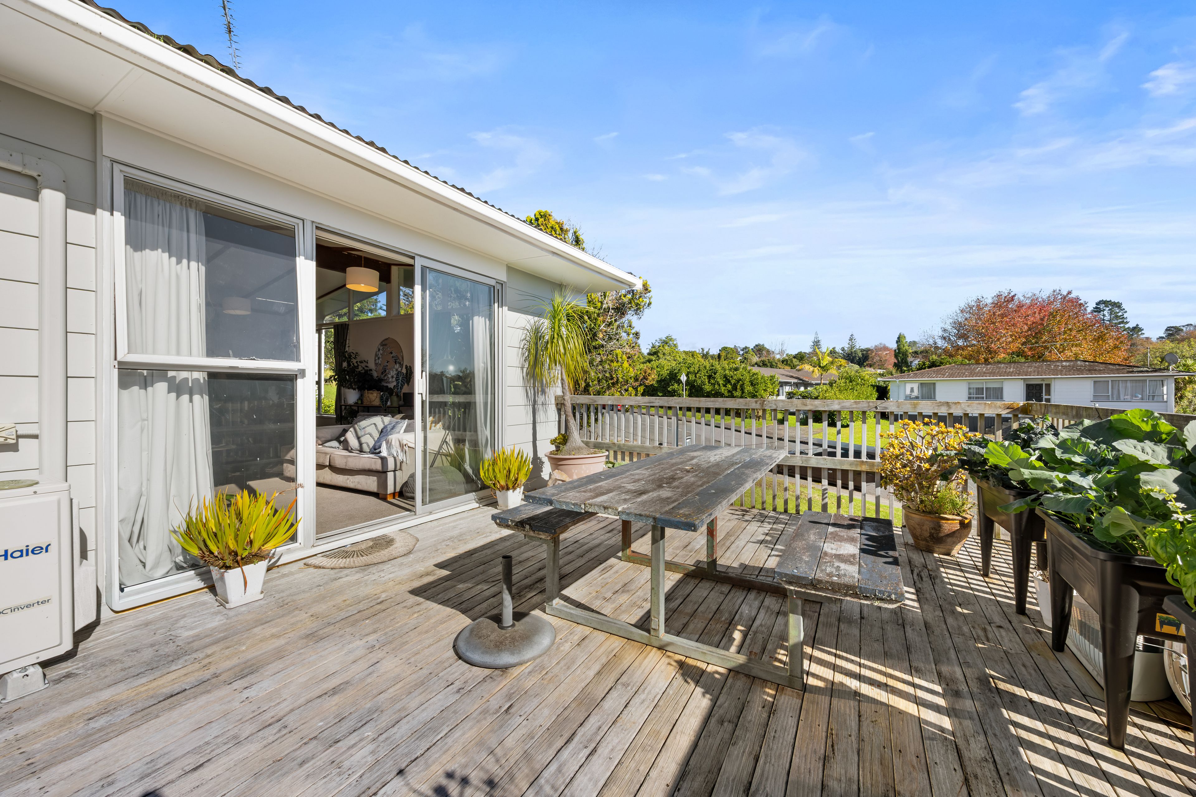 10 Hewlett Road, Massey, Waitakere City