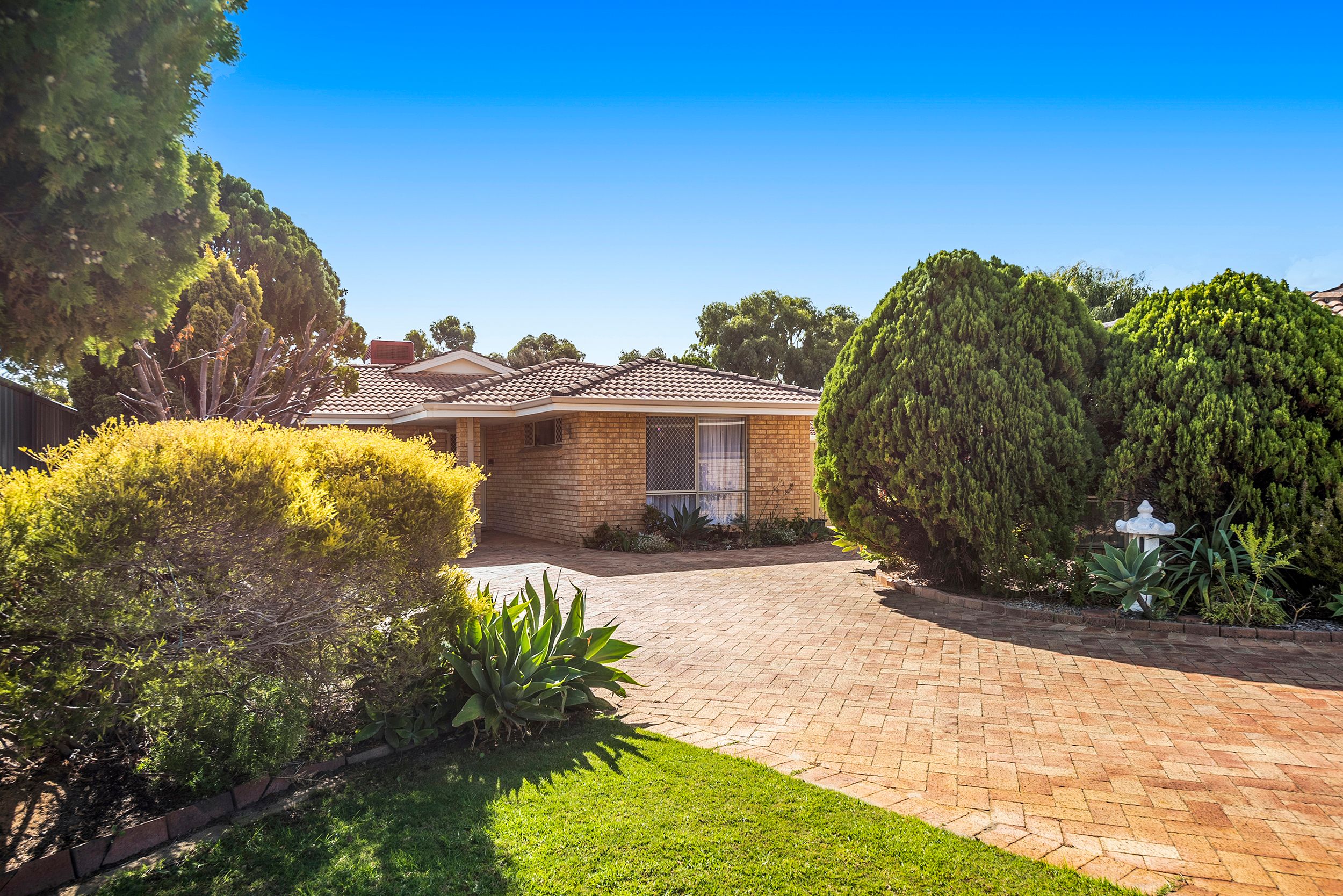 16b St Clair Place, Cooloongup, WA 6168