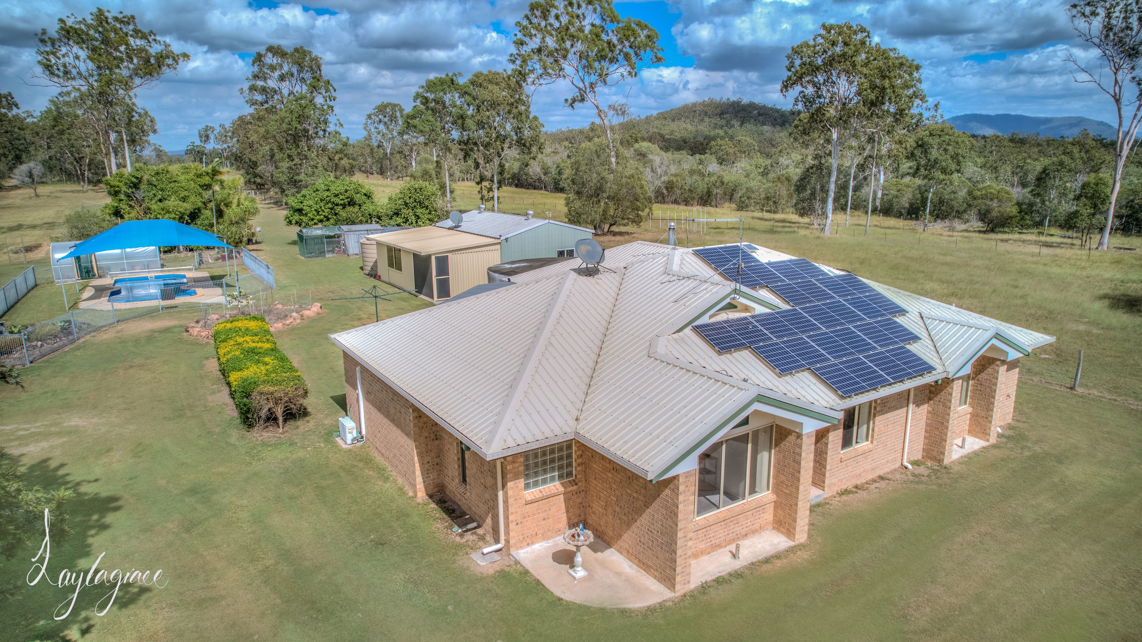 1382 Fingerboard Road, Mount Tom QLD 4677