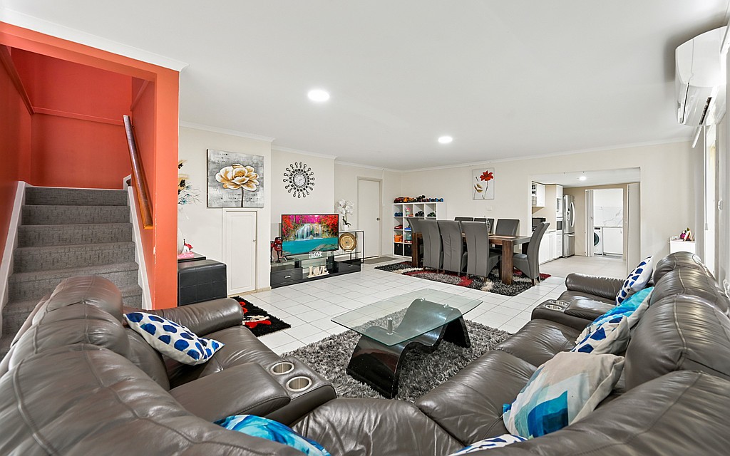 15 Crispsparkle Drive, Ambarvale, NSW 2560