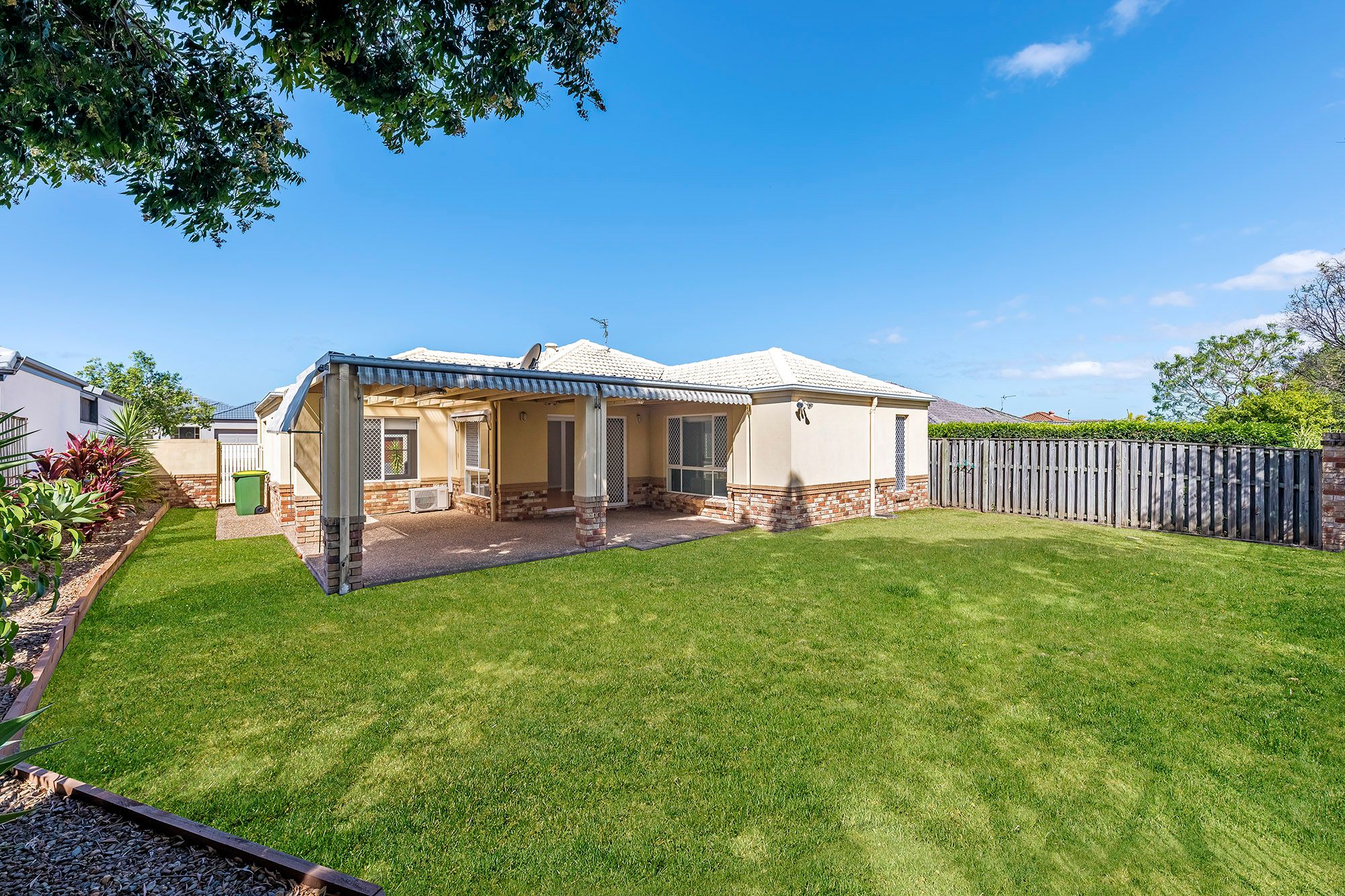 12 Corina Close, Robina, QLD 4226