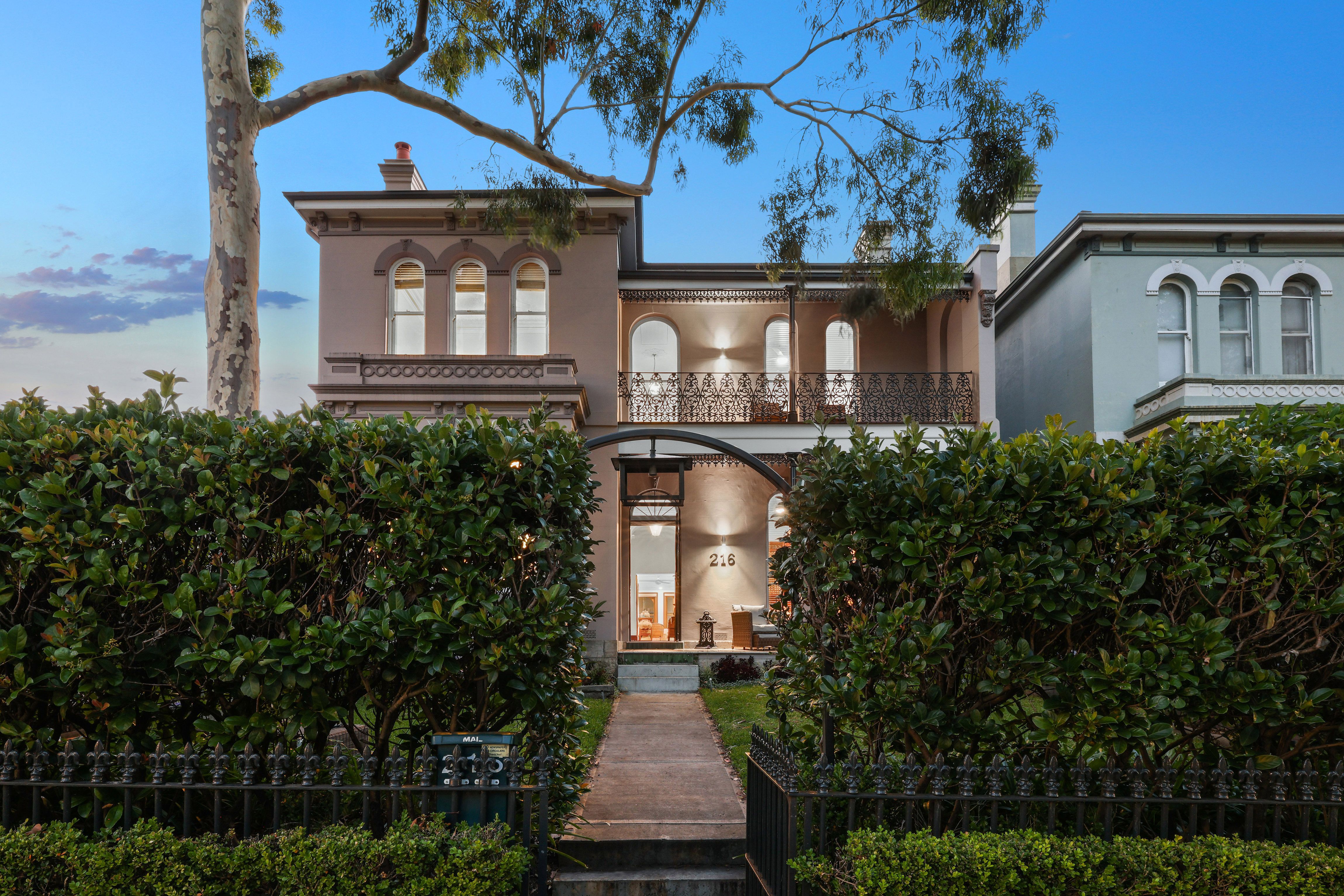 216 Glebe Point Road, Glebe NSW 2037